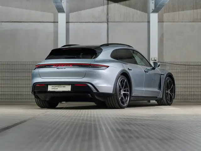 Porsche Taycan 4 Cross Turismo Ansicht 2