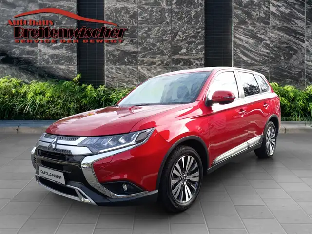 Mitsubishi Outlander Outlander 2.0 4WD CVT Diamant Edition+