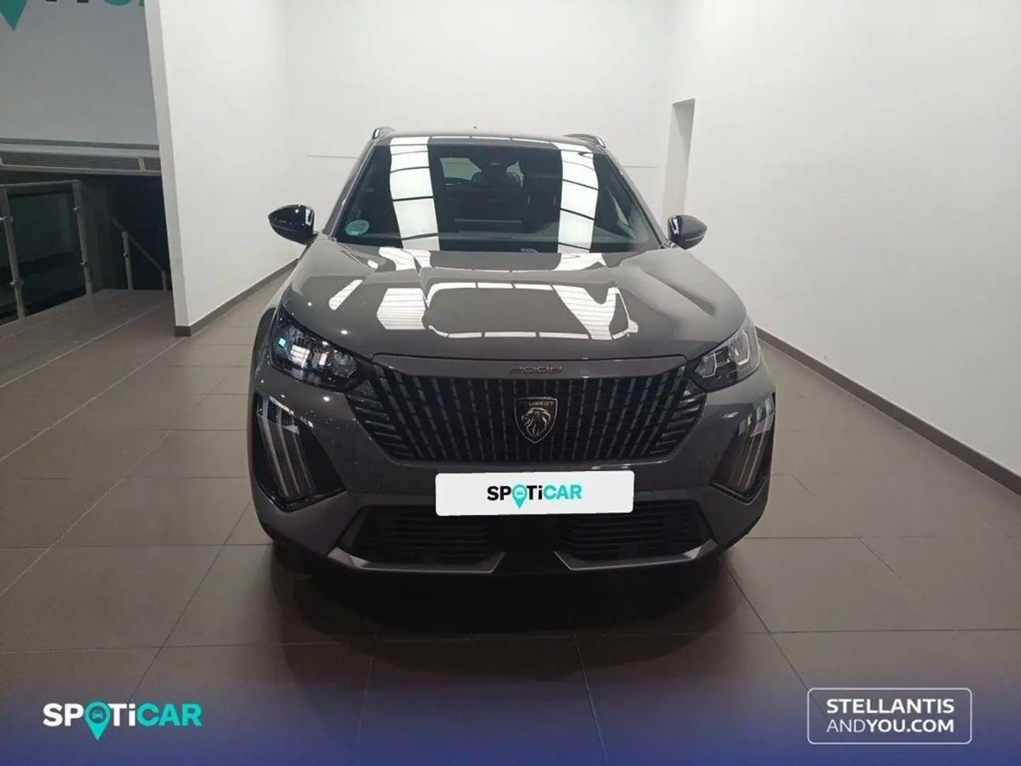 Peugeot 2008 Gasolina 100 S&S 6 Vel. MAN Allure Grau - 2