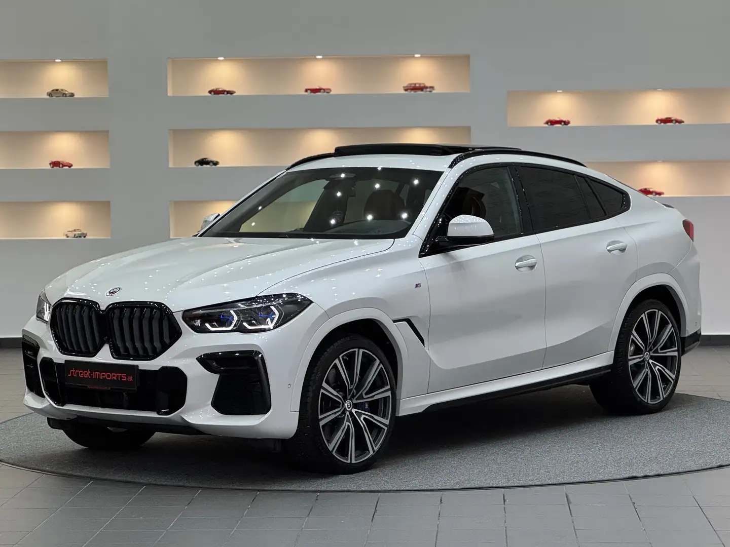 BMW X6 xDrive 40d M Sport*Laserlicht*Pano*Sitzkühlung* Weiß - 1