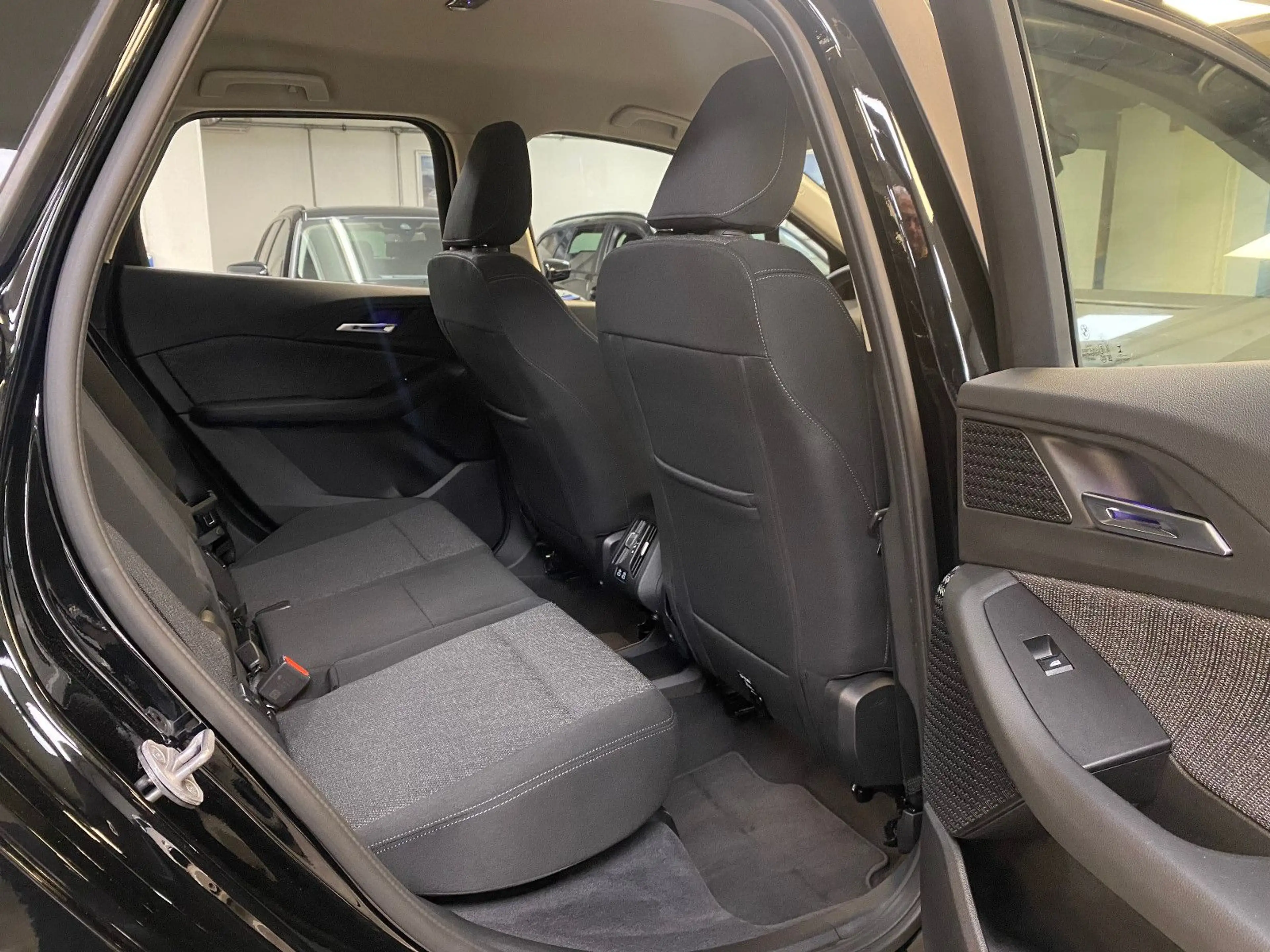 BMW 216 i Active Tourer FAHRSCHULE Autom. und Kamera — photo 9