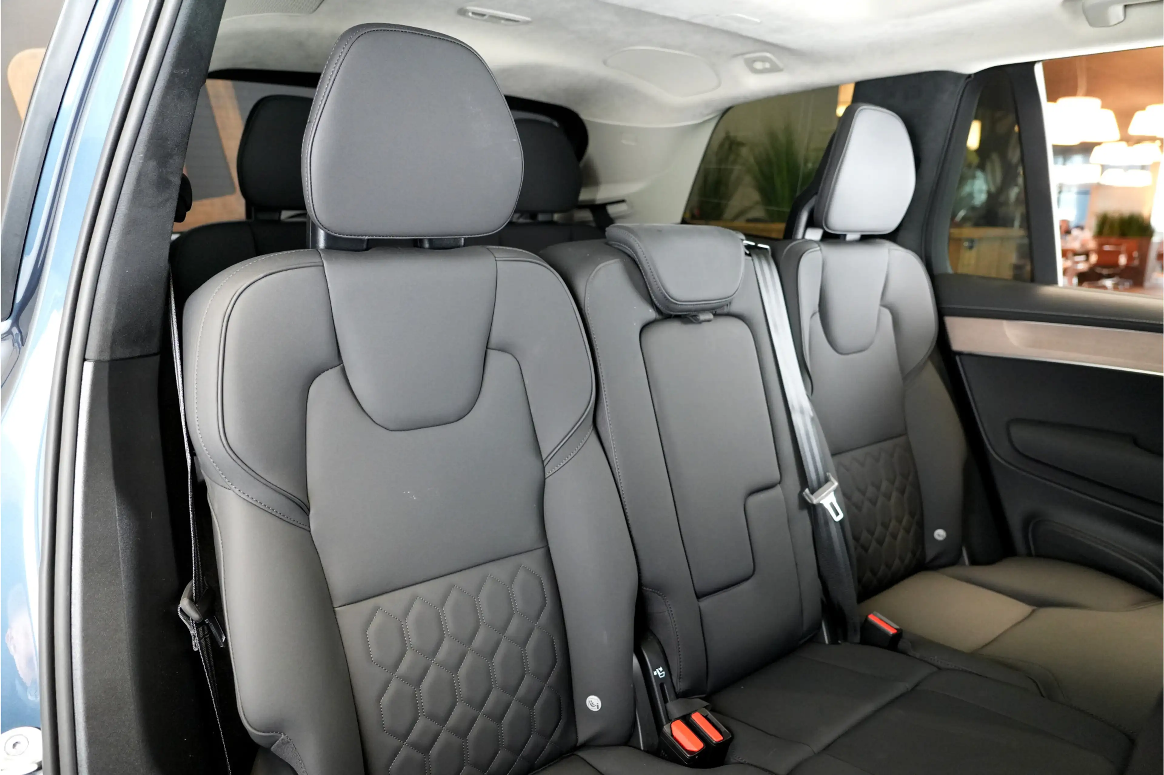 Volvo XC90 2.0 T8 AWD 335kW/456pk Aut8 Recharge Ultra Dark 7P — photo 45