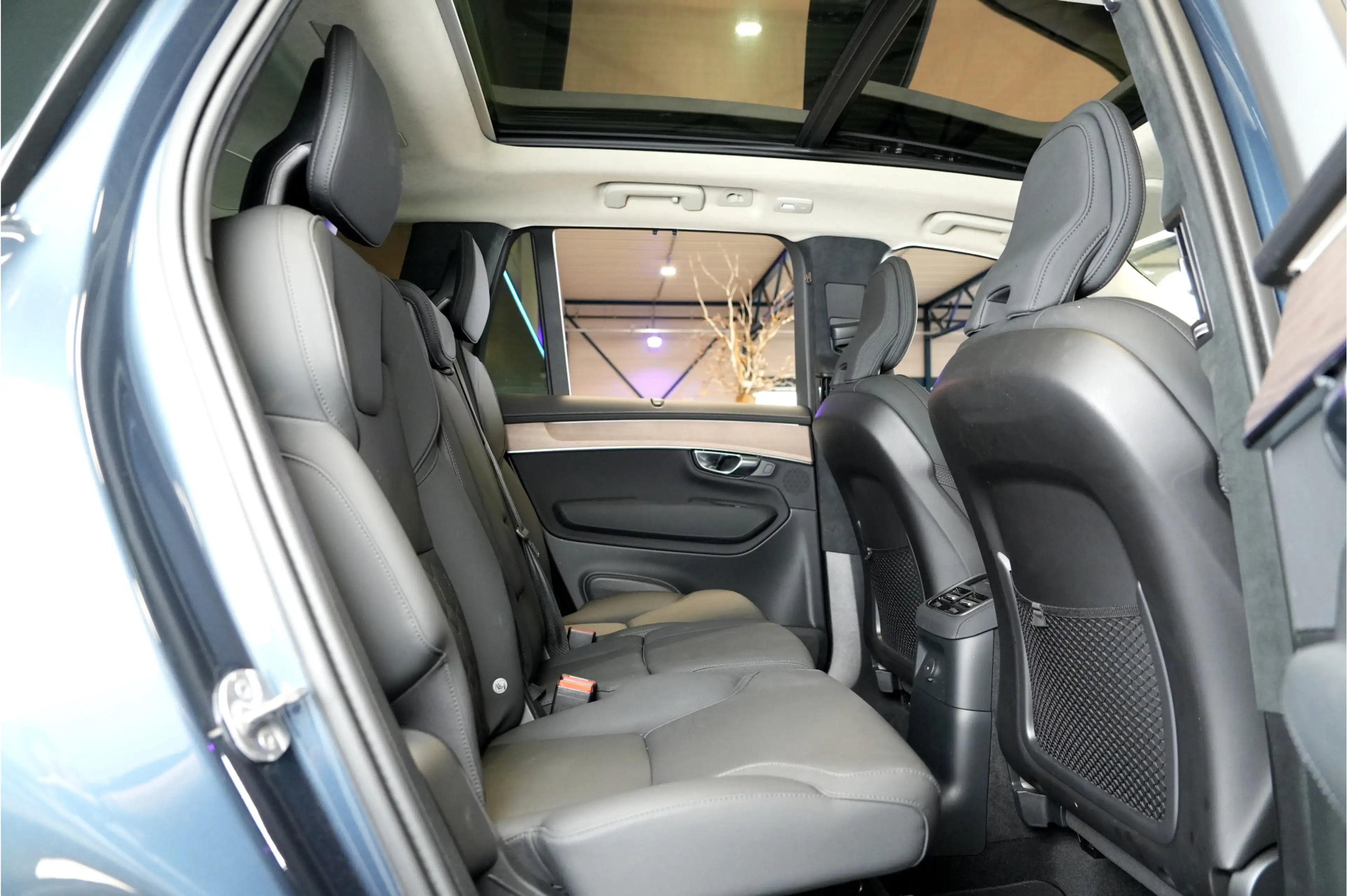 Volvo XC90 2.0 T8 AWD 335kW/456pk Aut8 Recharge Ultra Dark 7P — photo 30