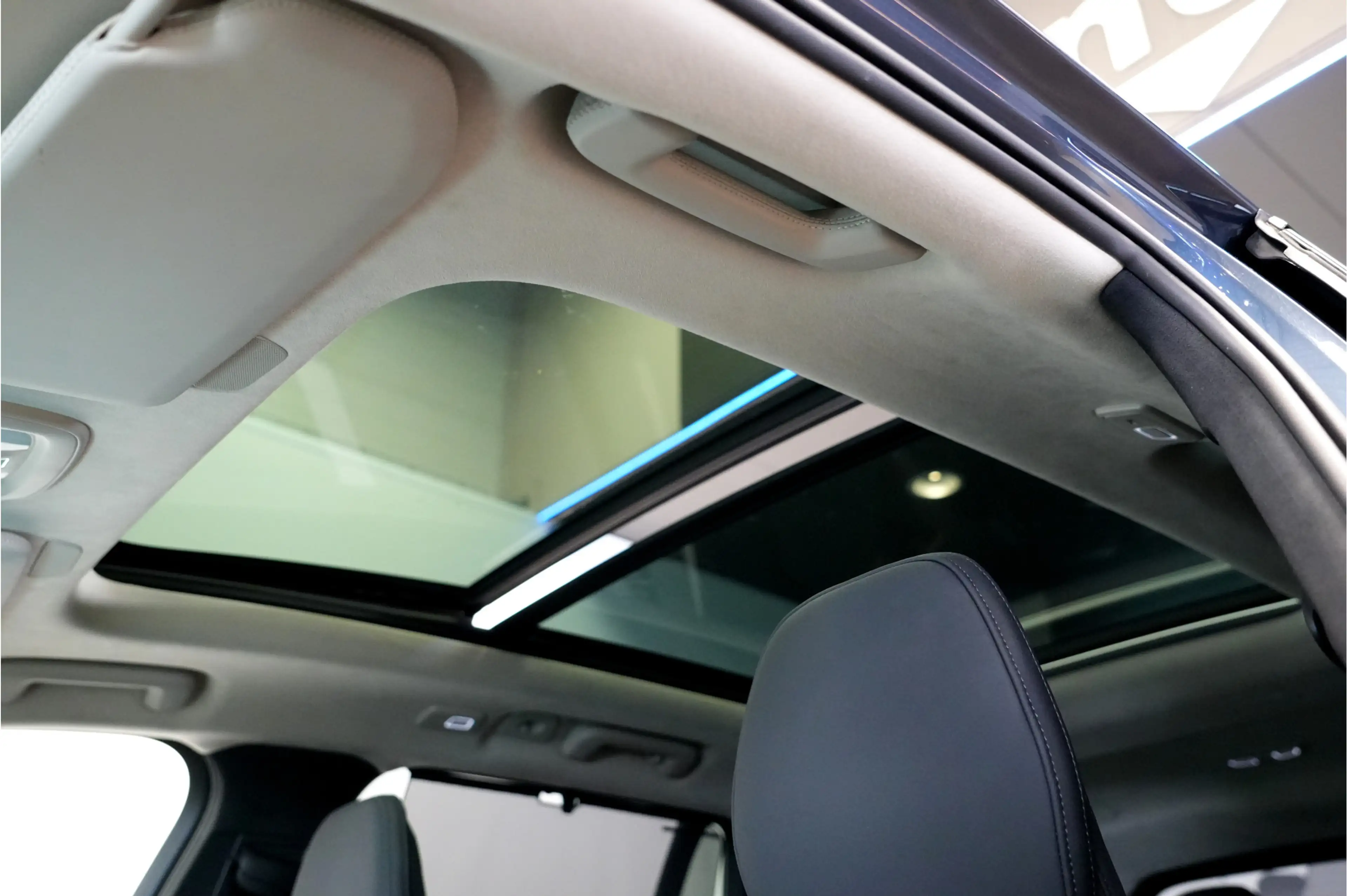 Volvo XC90 2.0 T8 AWD 335kW/456pk Aut8 Recharge Ultra Dark 7P — photo 14