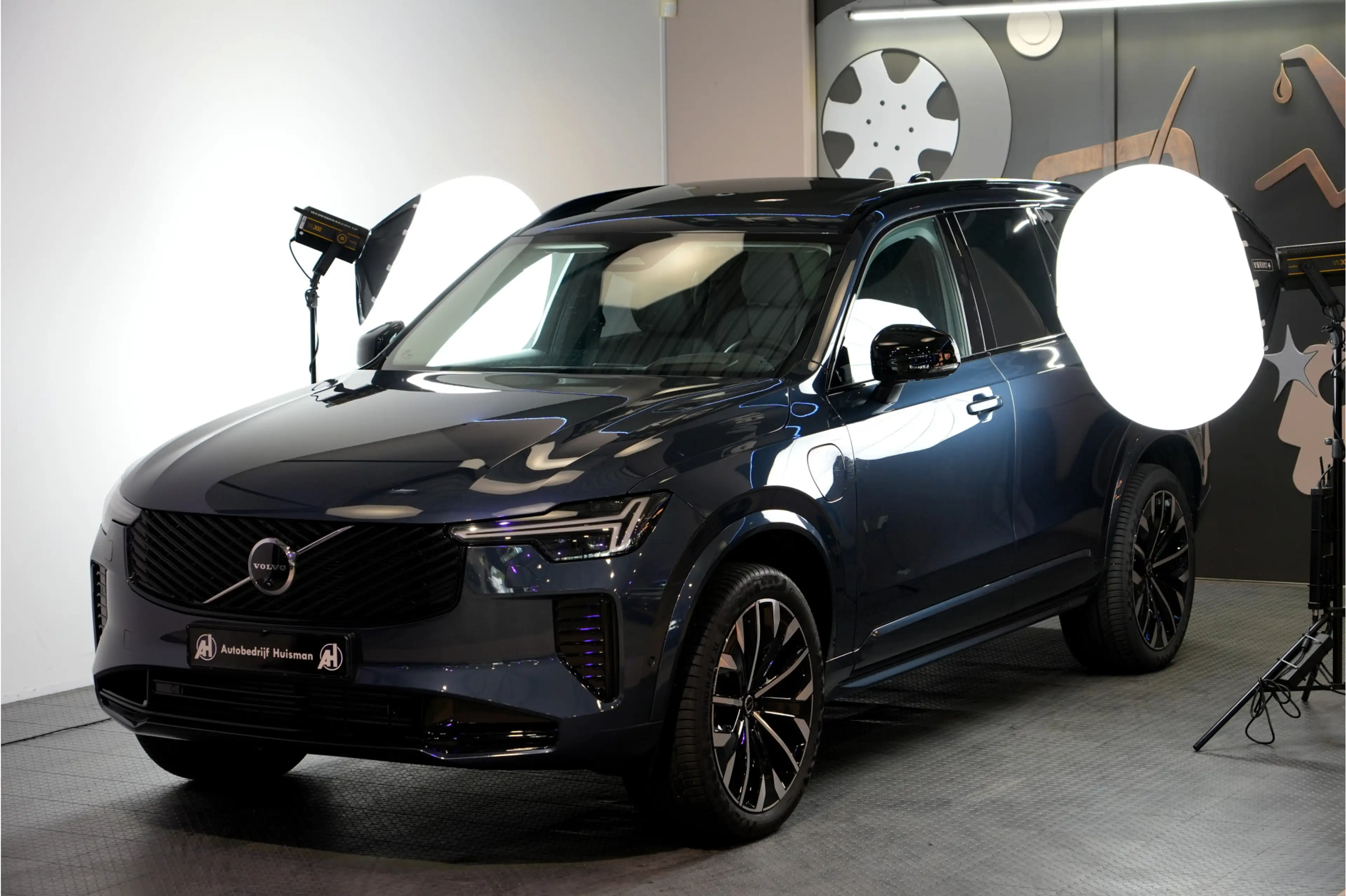 Volvo XC90 2.0 T8 AWD 335kW/456pk Aut8 Recharge Ultra Dark 7P — photo 15