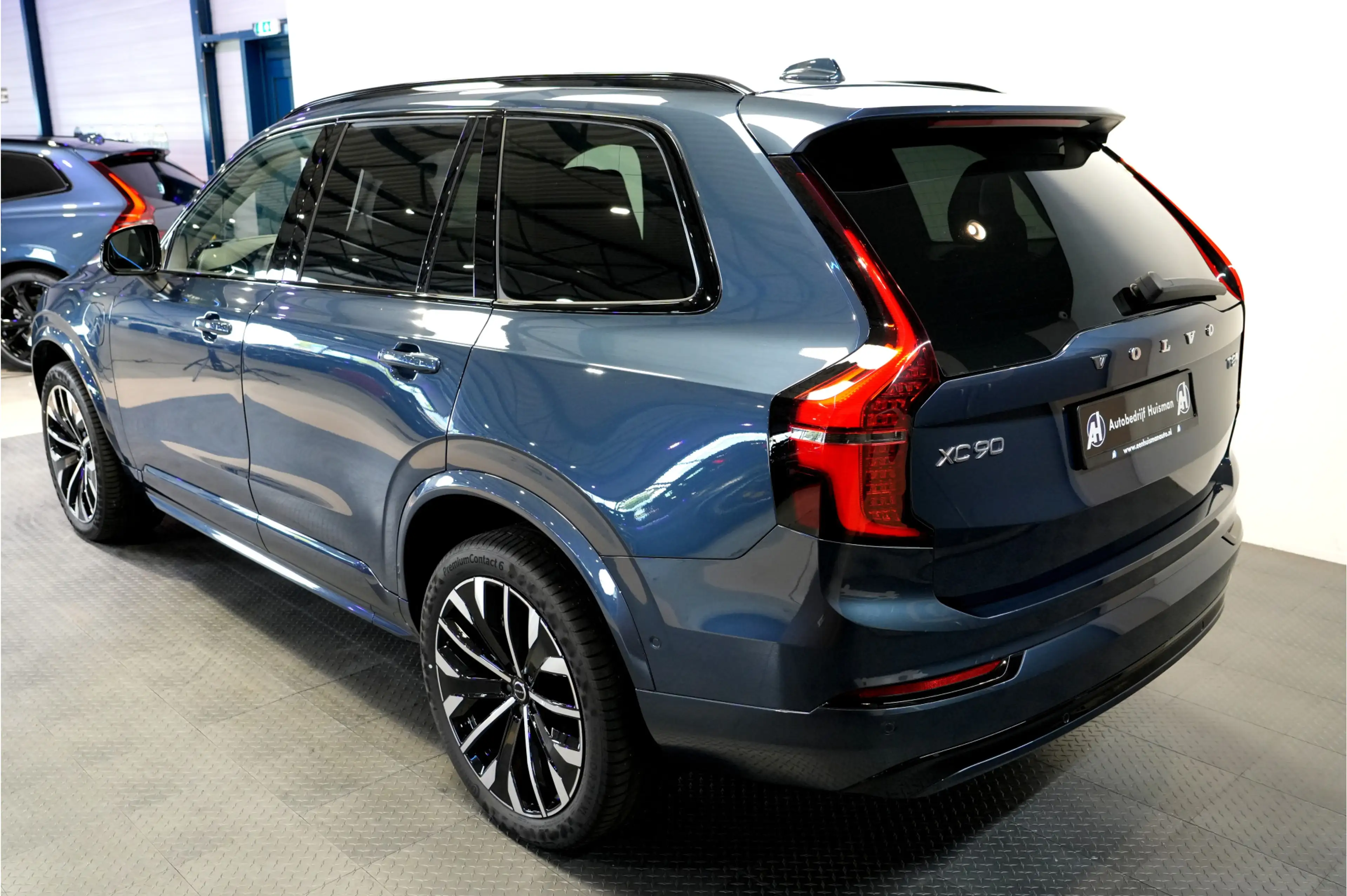Volvo XC90 2.0 T8 AWD 335kW/456pk Aut8 Recharge Ultra Dark 7P — photo 25