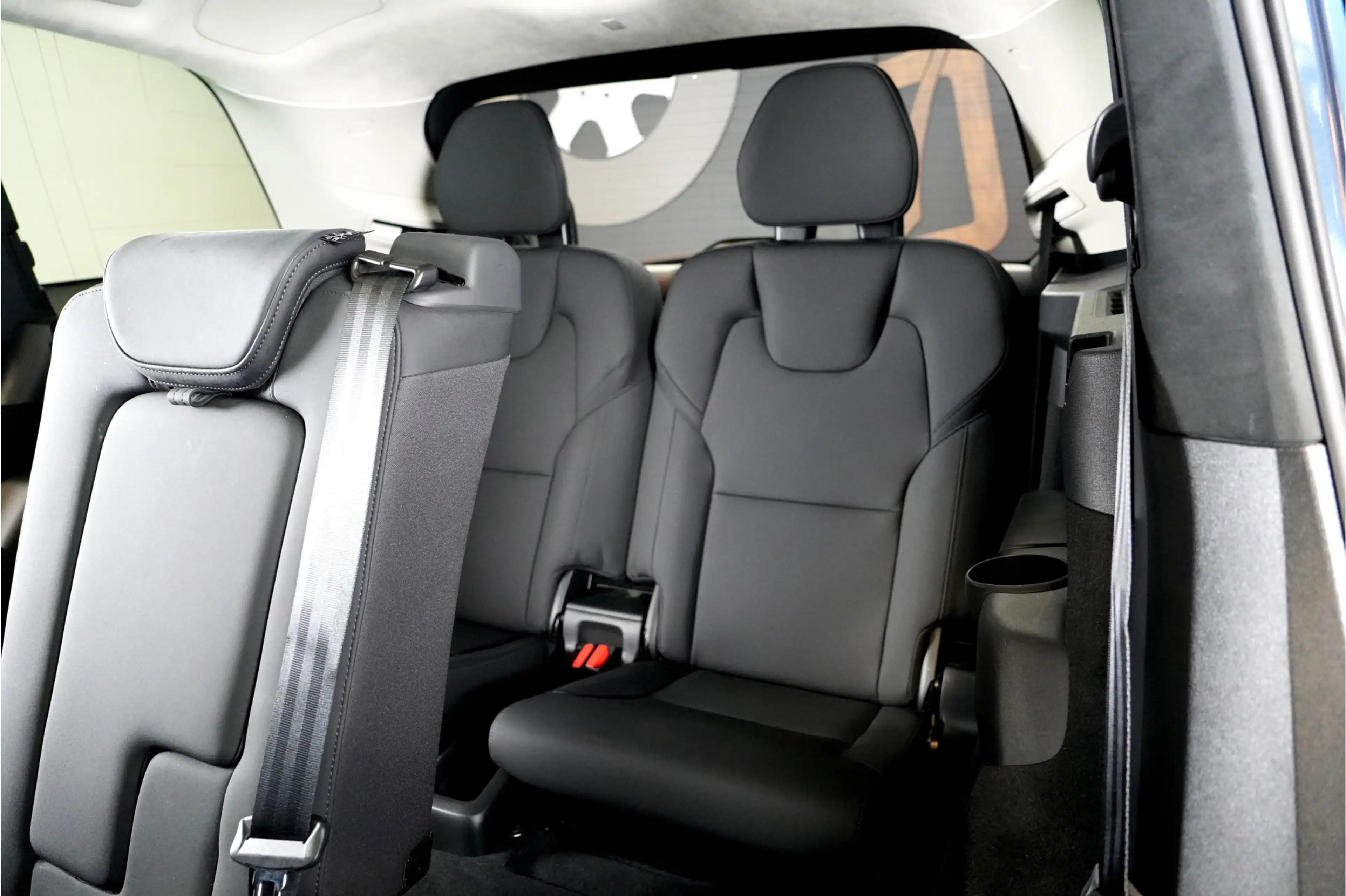 Volvo XC90 2.0 T8 AWD 335kW/456pk Aut8 Recharge Ultra Dark 7P — photo 47