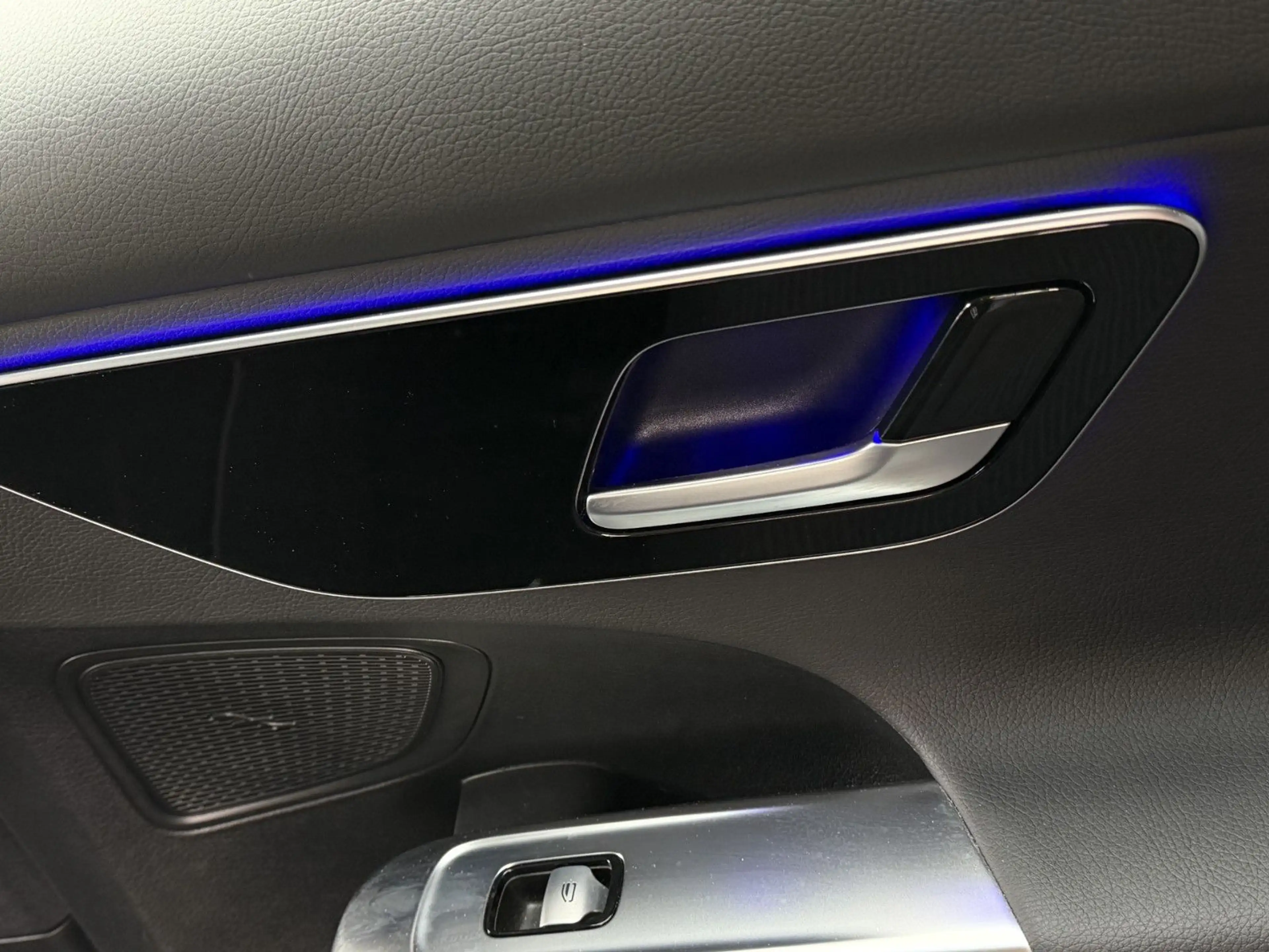 Mercedes-Benz C 180 T AVANTGARDE — photo 15