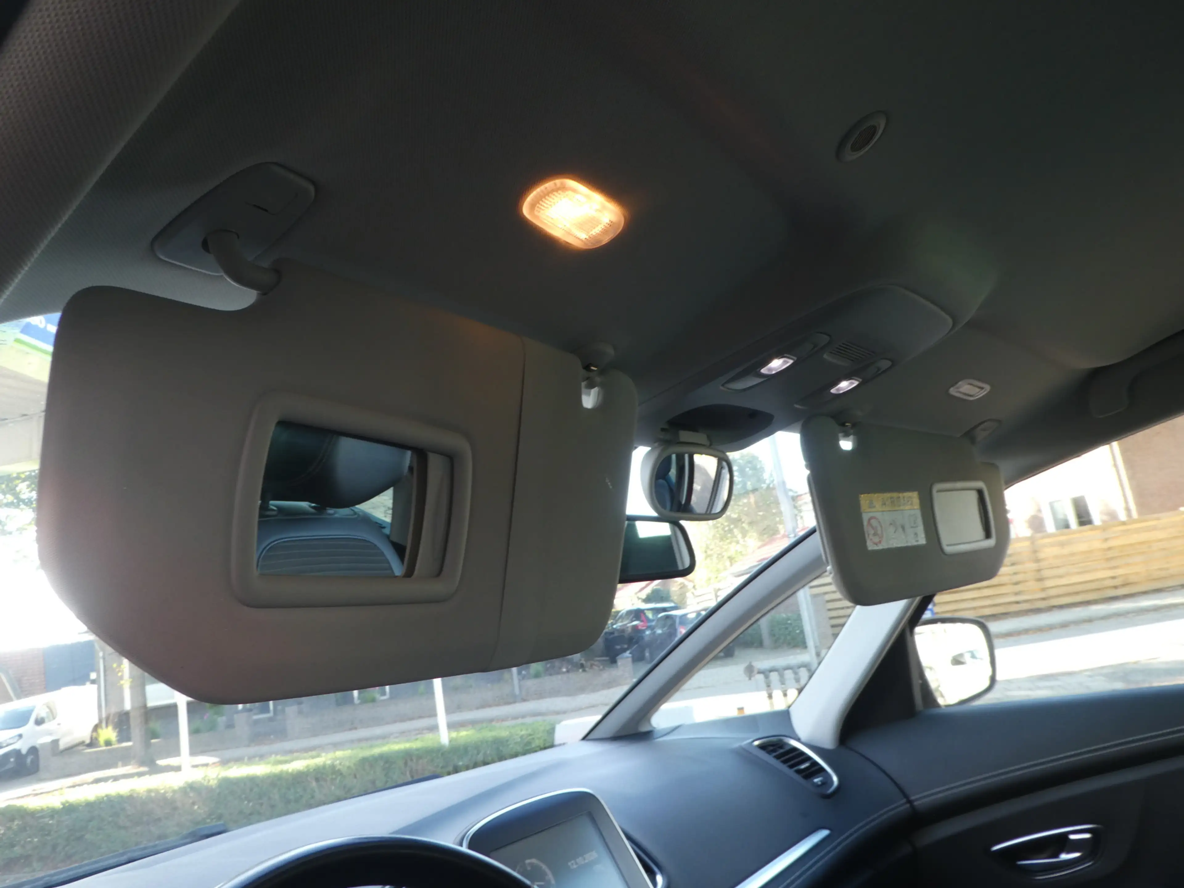 Renault Scenic 1.2 TCe Intens Clima, Trekhaak, Navi, 20 "Lm Velge — photo 35