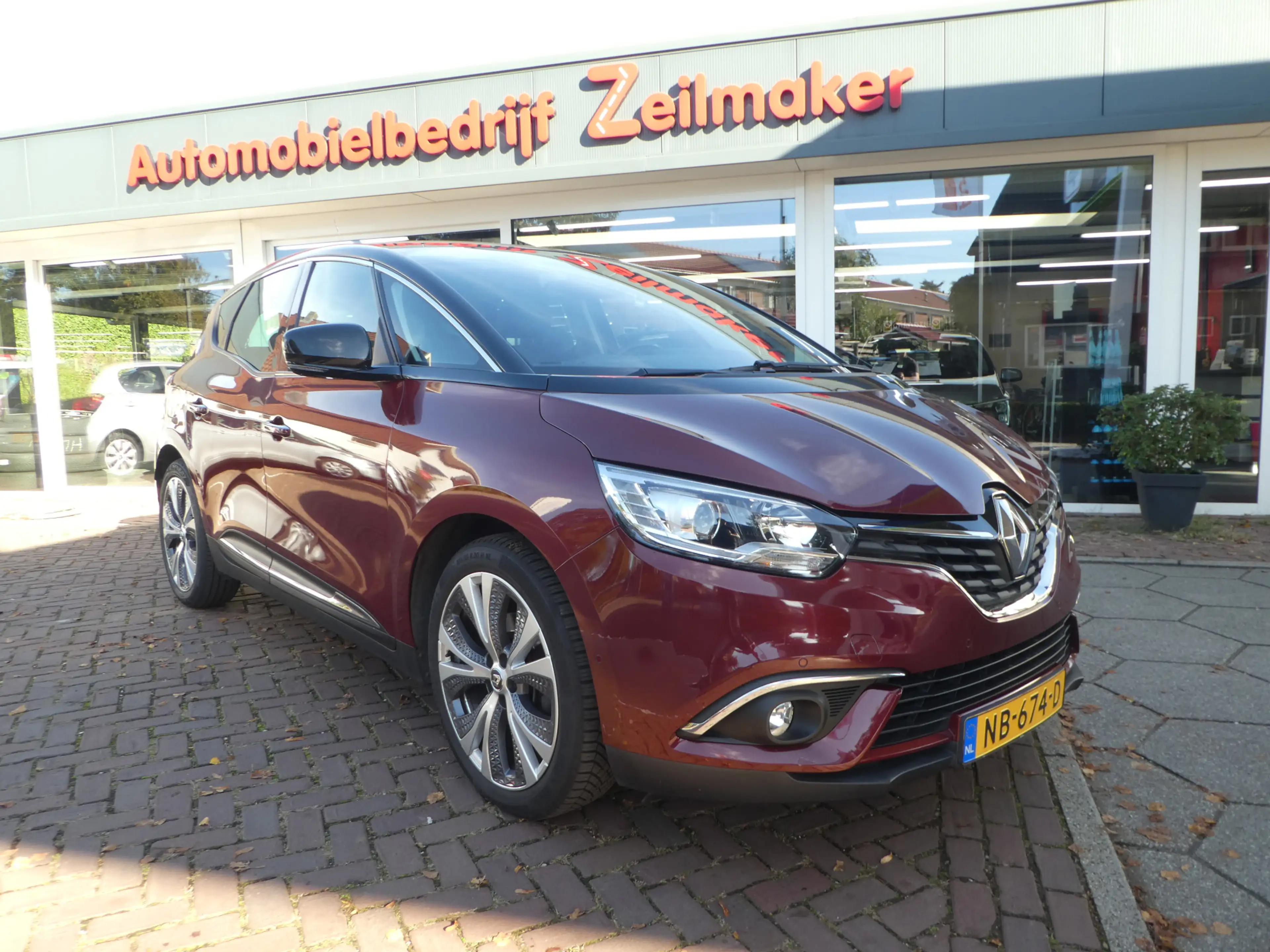 Renault Scenic 1.2 TCe Intens Clima, Trekhaak, Navi, 20 "Lm Velge — photo 42