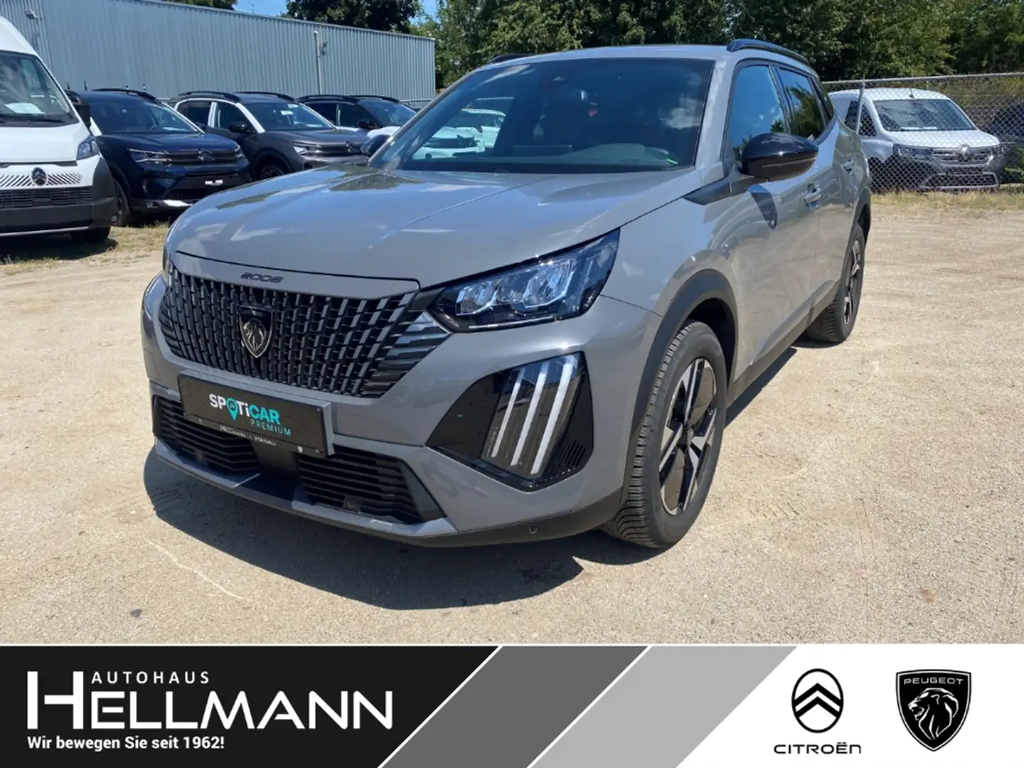Peugeot 2008 Allure 1.2 PureTech 100 6-Gang Grau - 1