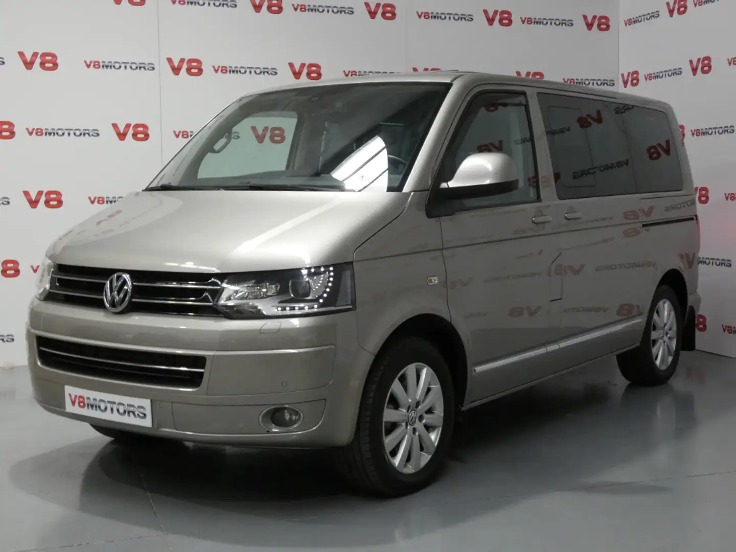 Volkswagen Multivan 2.0Bi-TDI BMT High. Ed. DSG 180 Grijs - 1