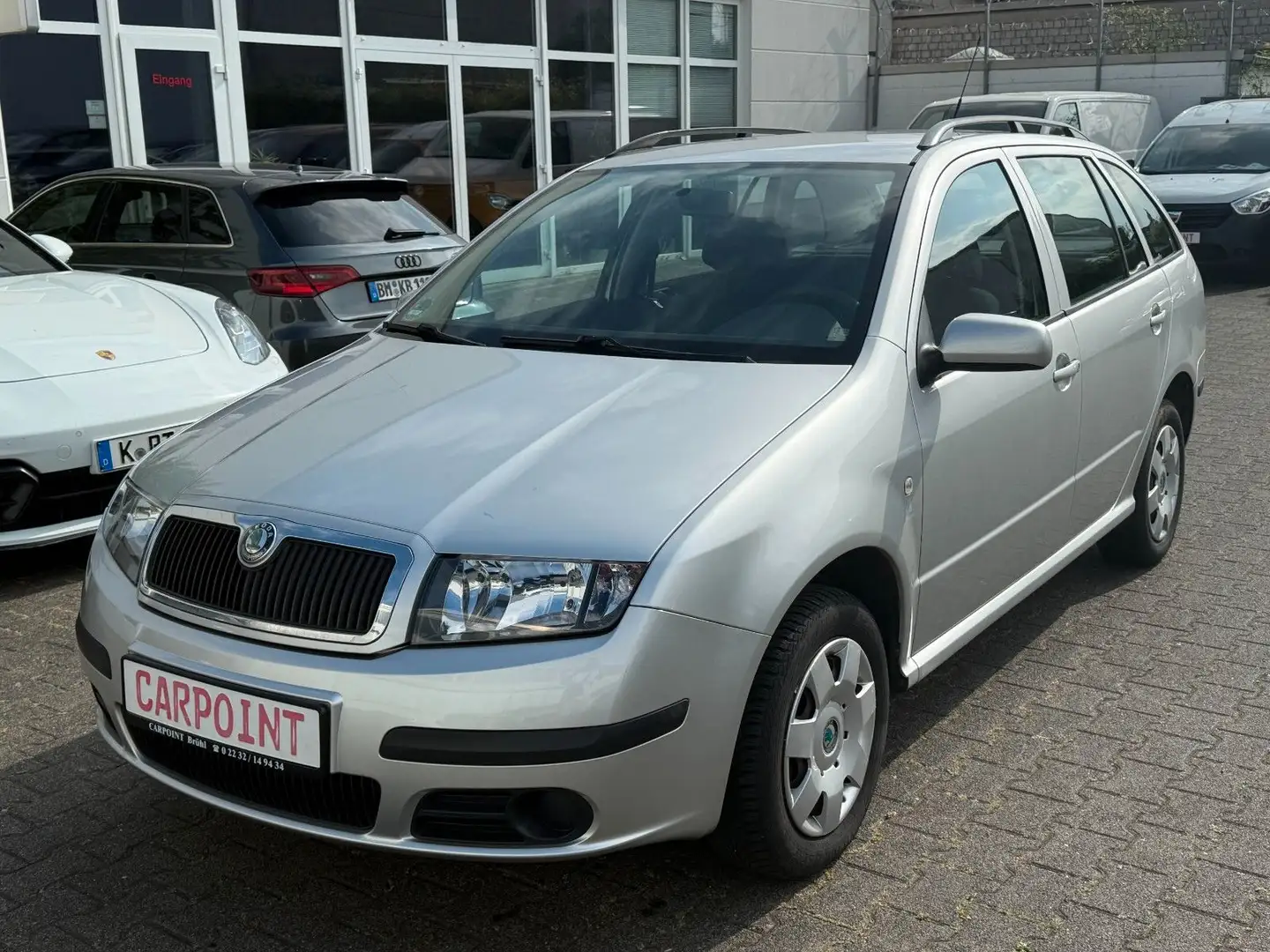 Skoda Fabia Combi Cool Edition 3.HAND/KLIMA/AHK/PDC Silber - 1