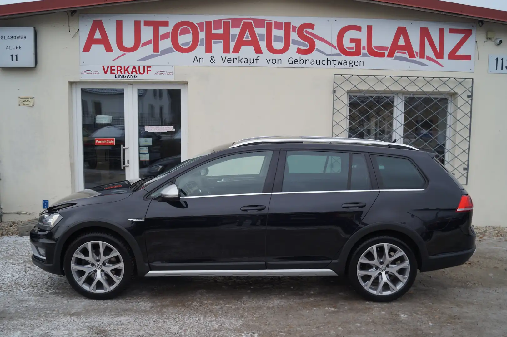 Volkswagen Golf Variant 2,0 TDI Alltrack 4Motion Panorama Schwarz - 2