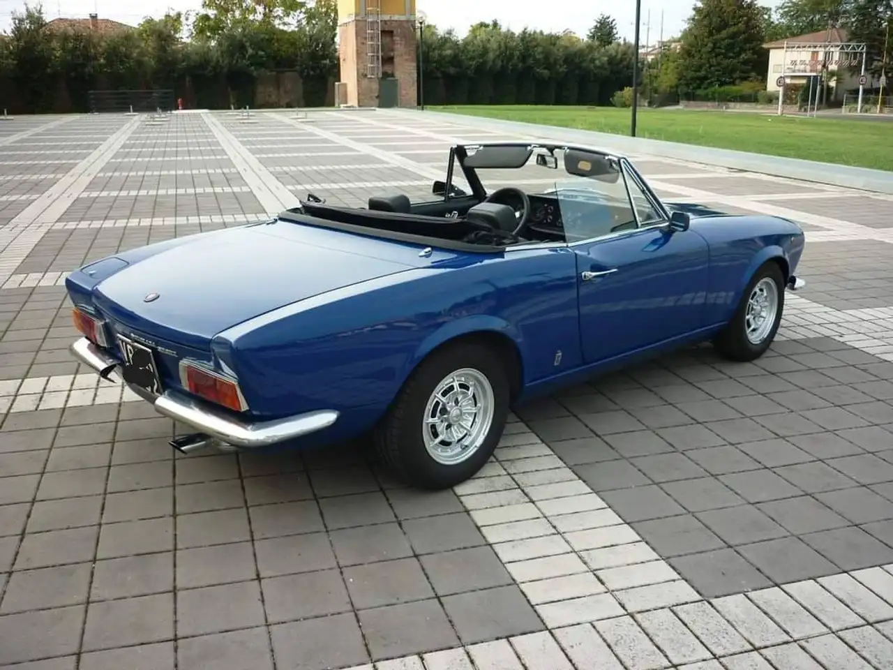 Fiat 124 Spider SPORT BS1 SECONDA SERIE, foto 2
