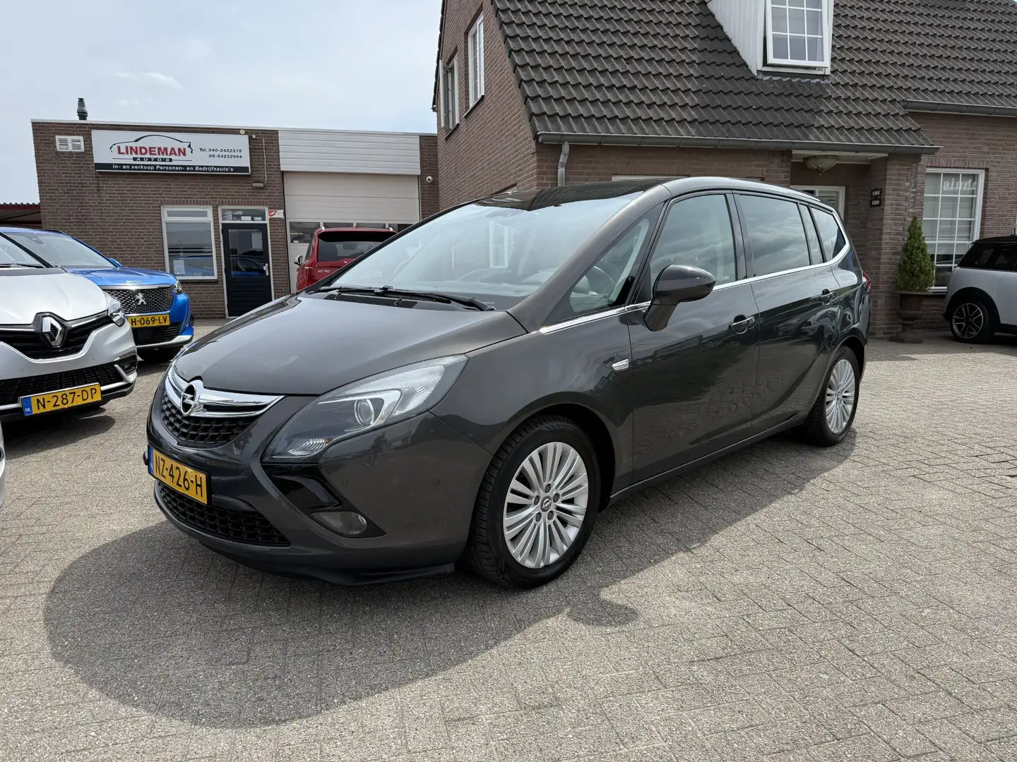 Opel Zafira Tourer 1.4 Innovation 7p. Panoramadak Navigatie 17" Grijs - 1