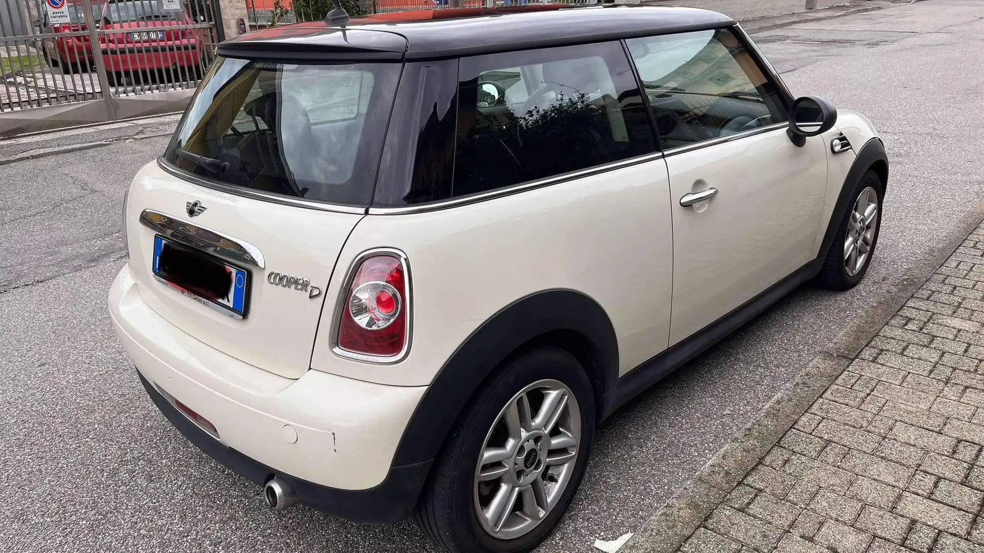 MINI Cooper D 2.0 auto - 1