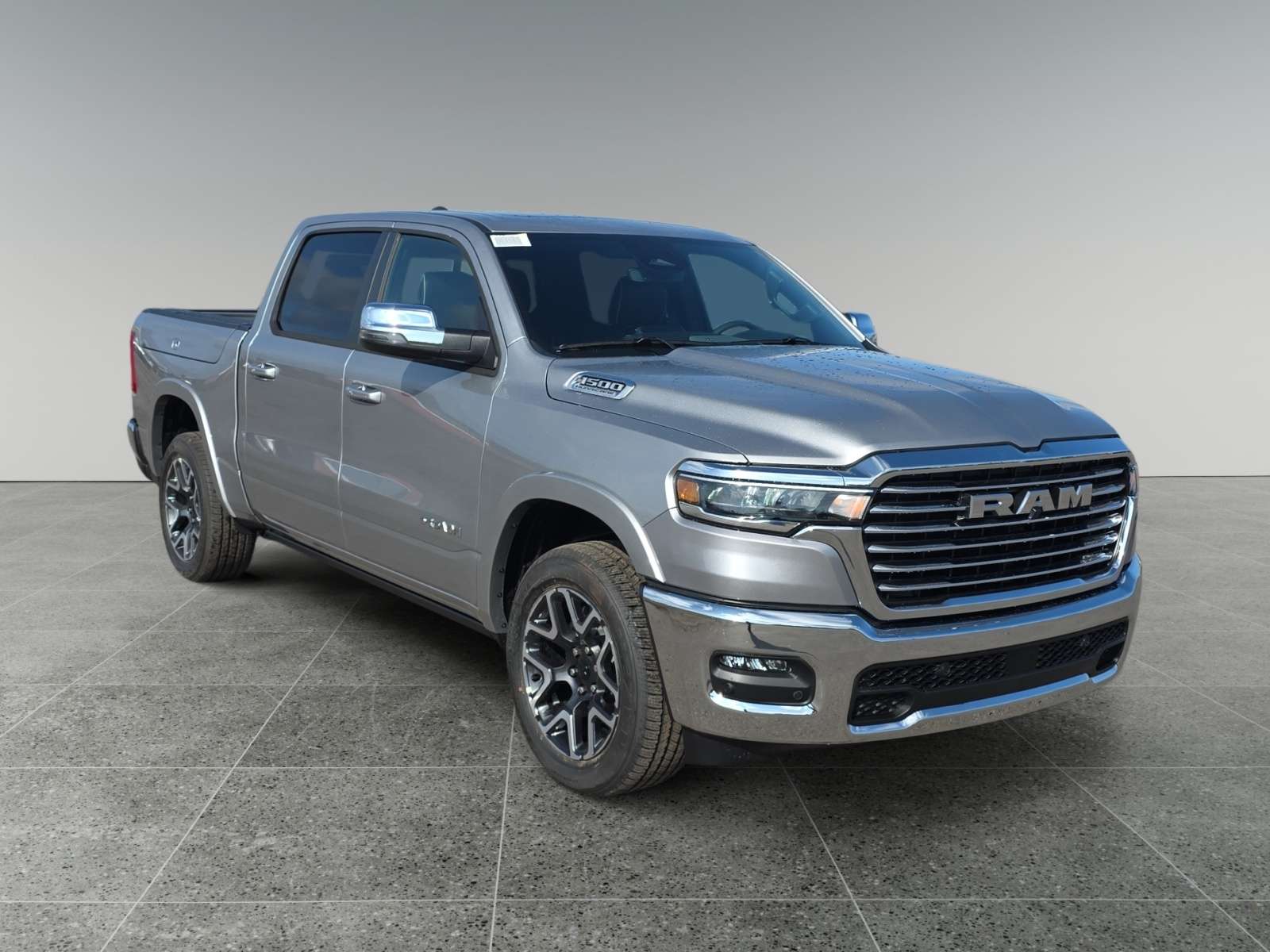 2026 RAM 1500 Laramie 4x4 Crew Cab 5'7 Box