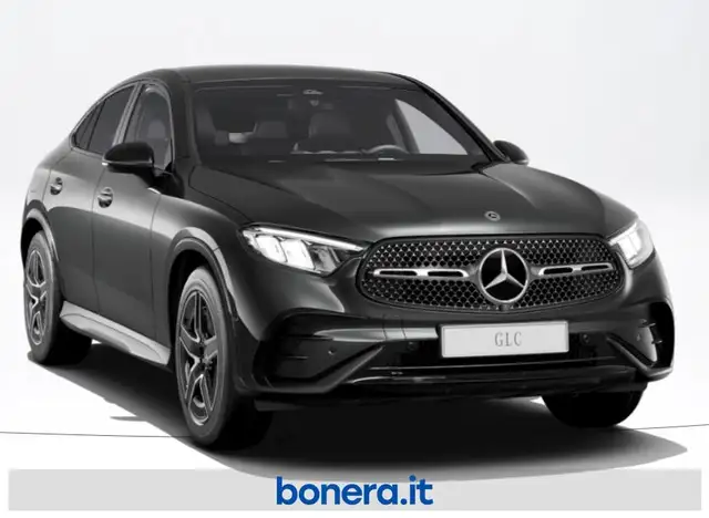 Mercedes-Benz 220 view 2
