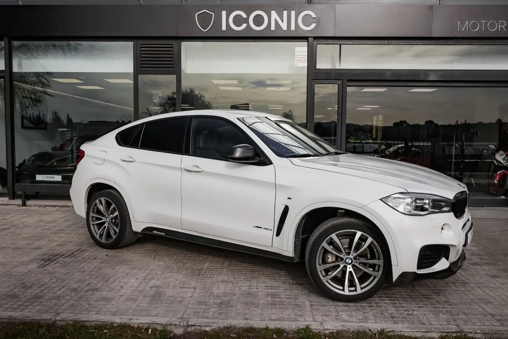 BMW X6 xDrive 40dA Blanc - 1