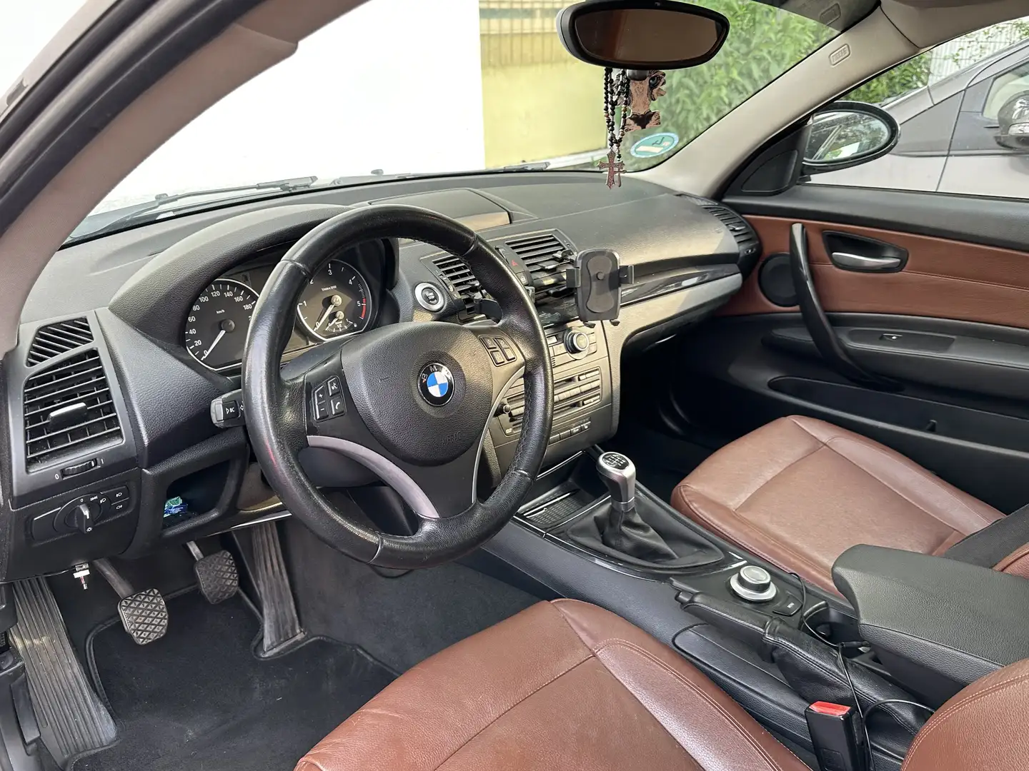 BMW 118 1er Diesel (3-Türer) 118d DPF - 2