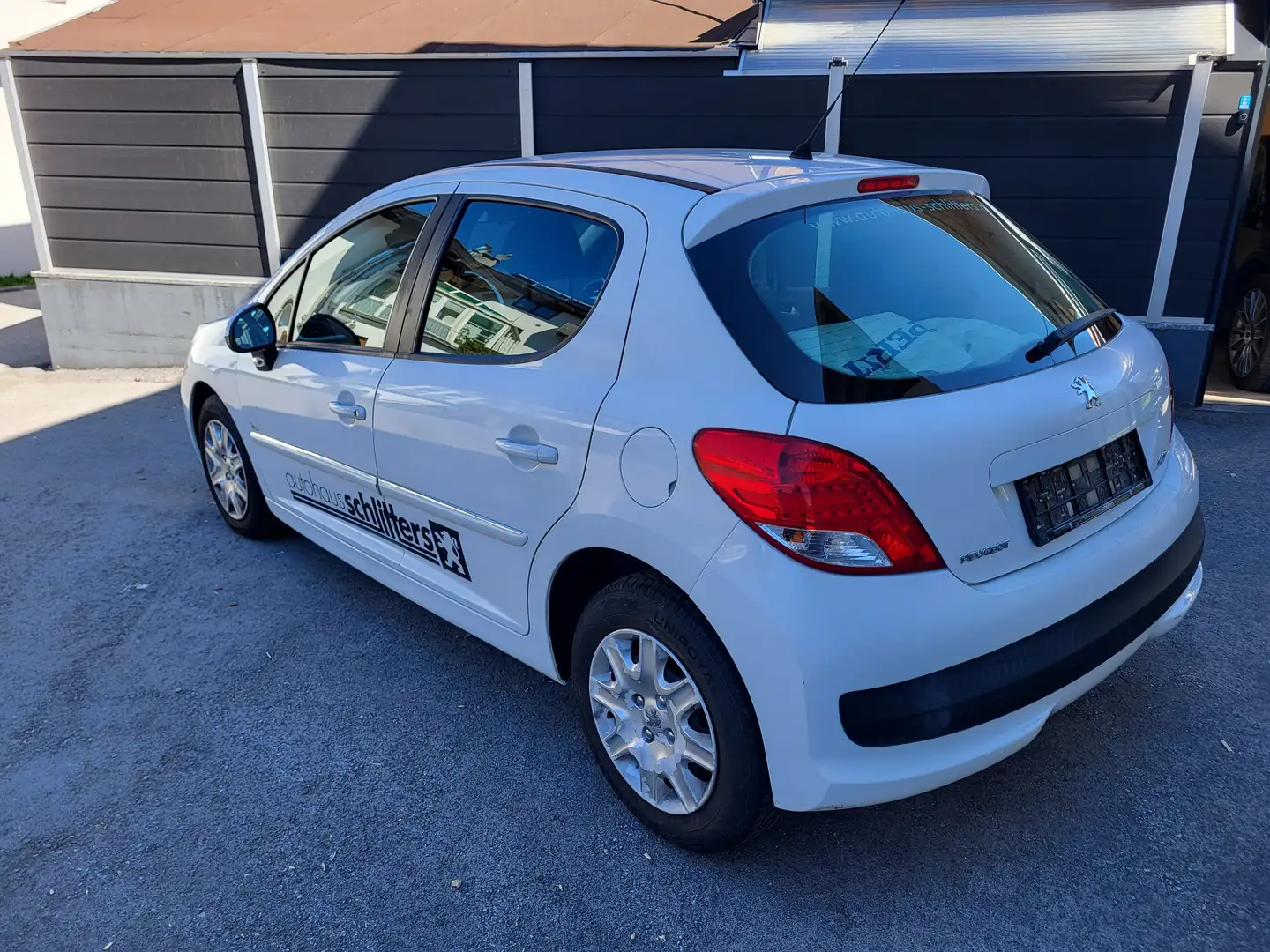 Peugeot 207 207 Husky 1,4 Husky Weiß - 2