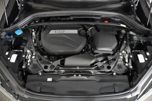 BMW X2 sDrive20d Ansicht 2