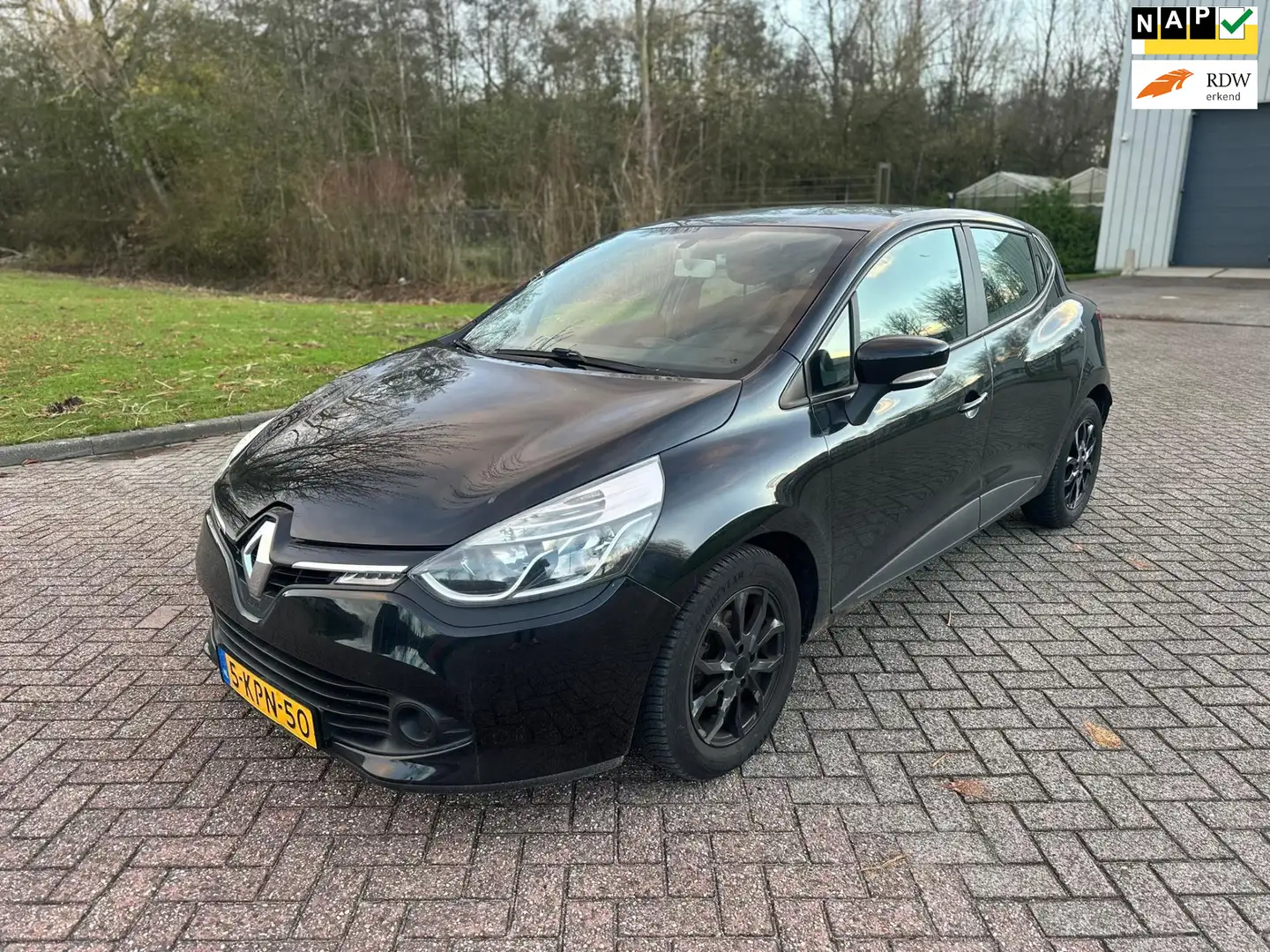 Renault Clio 0.9 TCe Expression/5deurs/airco/bluetooth Schwarz - 1