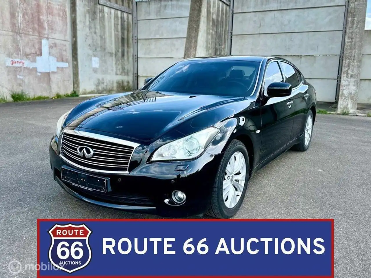 Infiniti M37