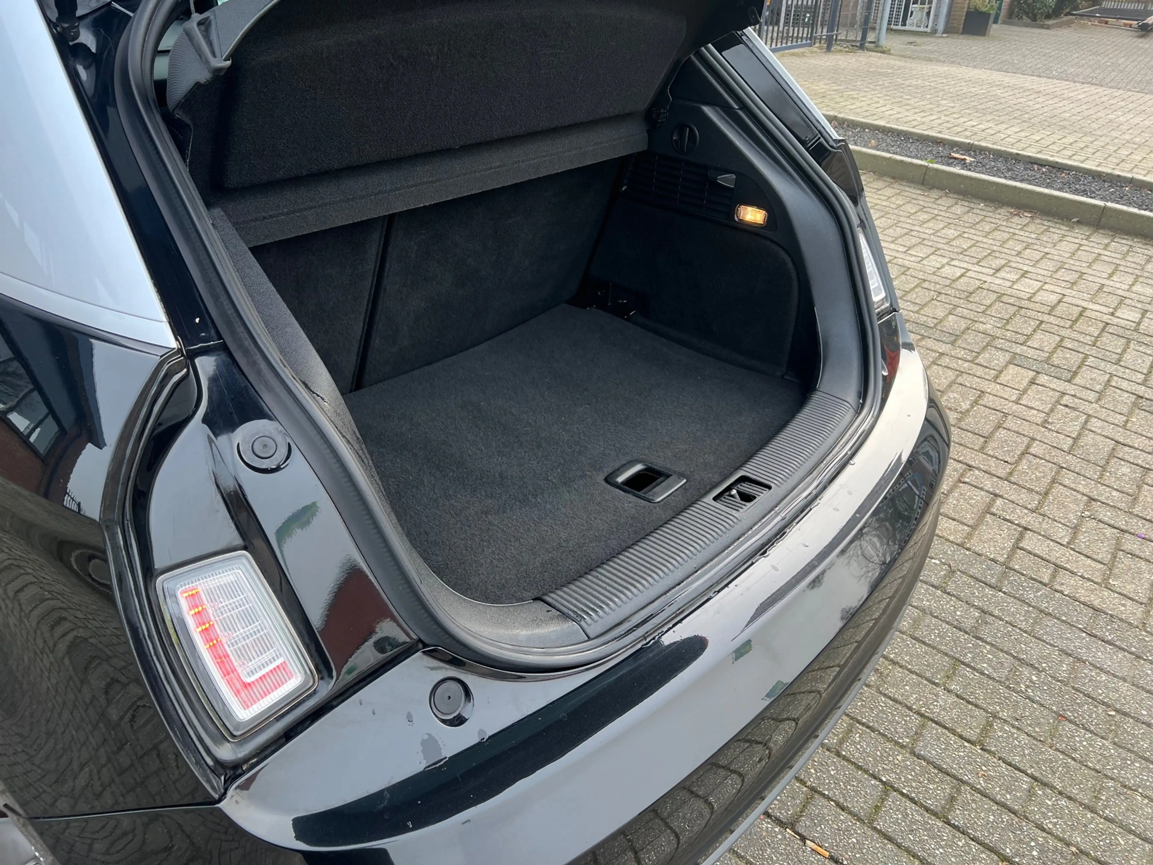 Audi A1 Sportback 1.4 TFSI Attraction Pro Line Business, 1 — photo 10