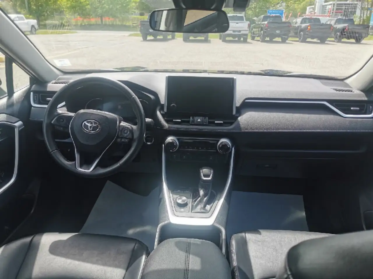 Toyota RAV 4 снимка Toyota RAV 4