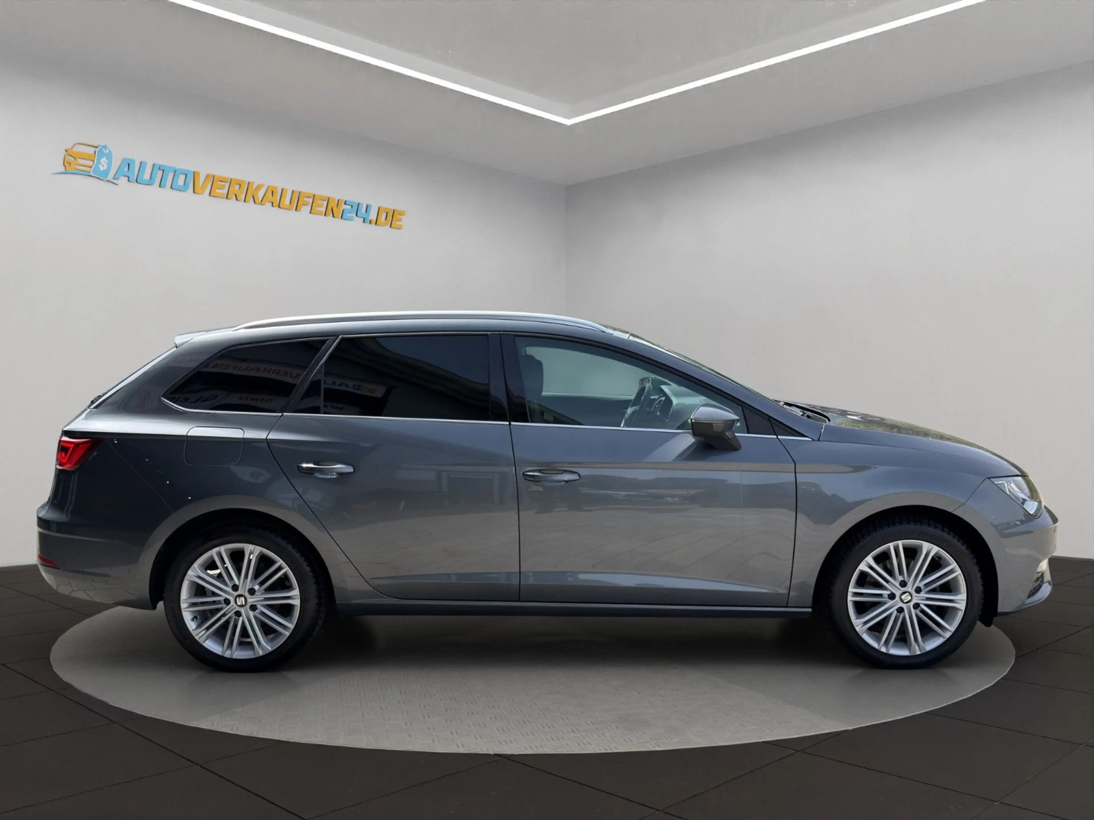 SEAT Leon ST 2.0TDI DSG SEAT-SOUND ACC AHK TOP! 1.HD — photo 8