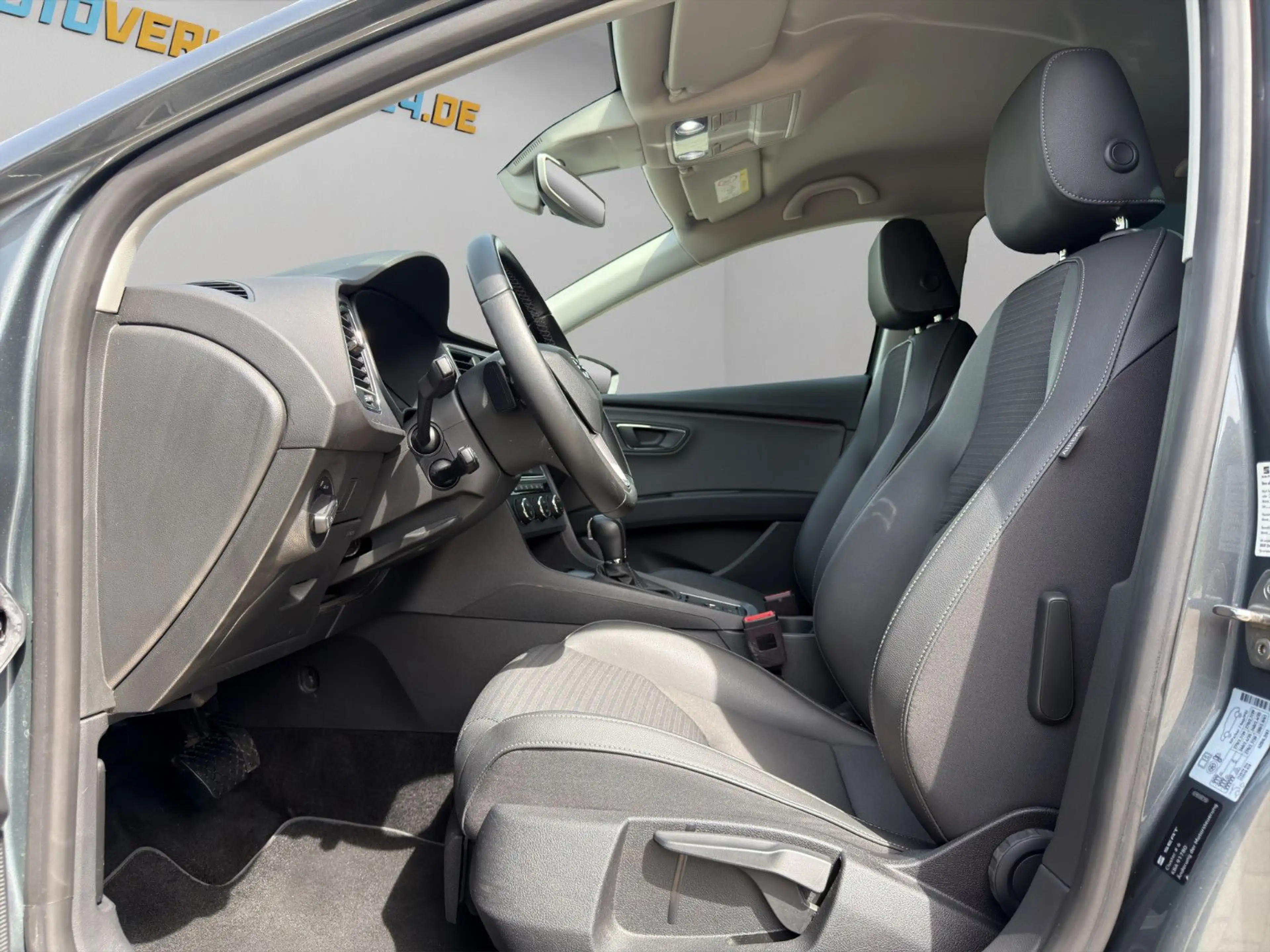 SEAT Leon ST 2.0TDI DSG SEAT-SOUND ACC AHK TOP! 1.HD — photo 15