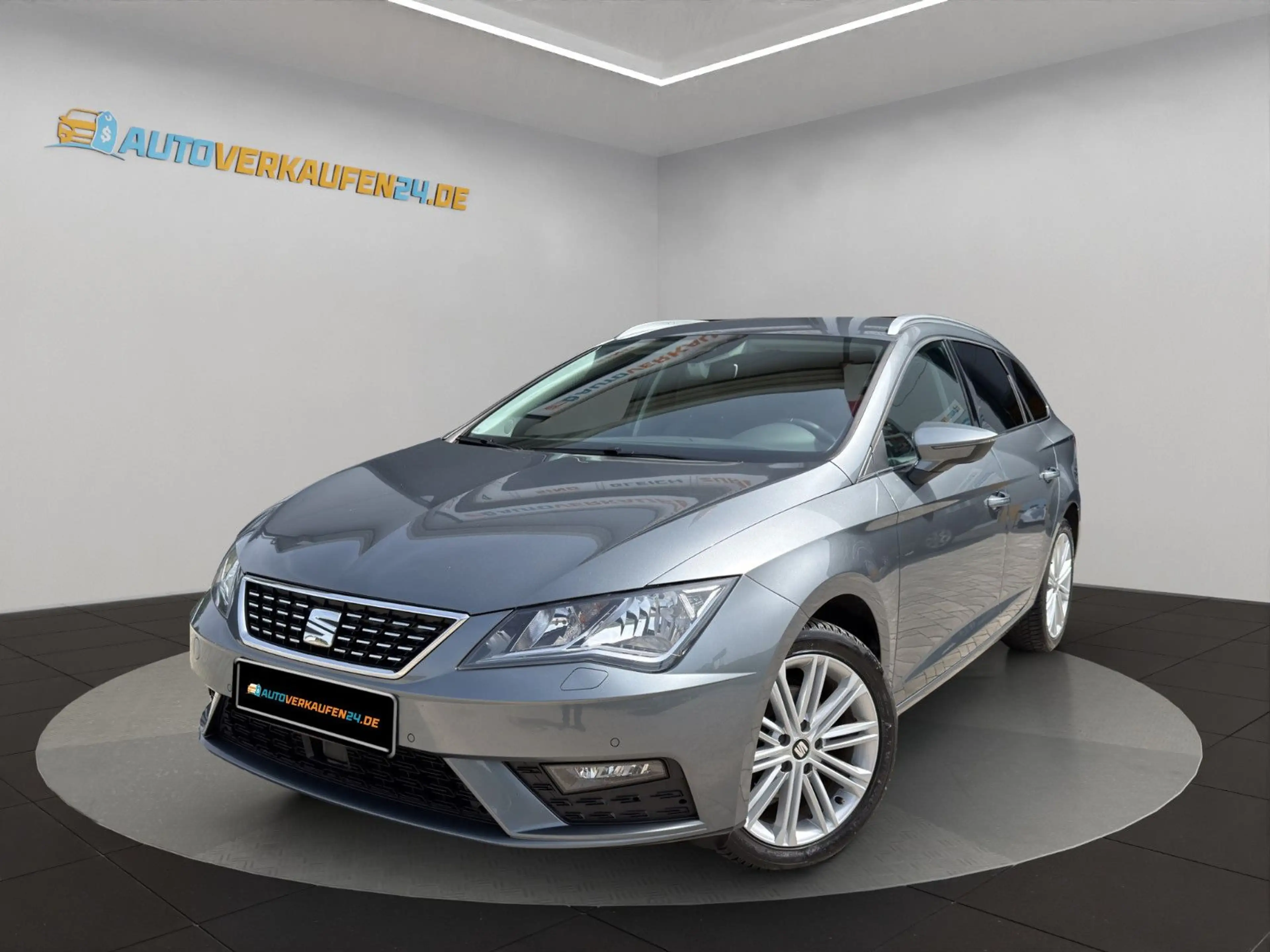 SEAT Leon ST 2.0TDI DSG SEAT-SOUND ACC AHK TOP! 1.HD