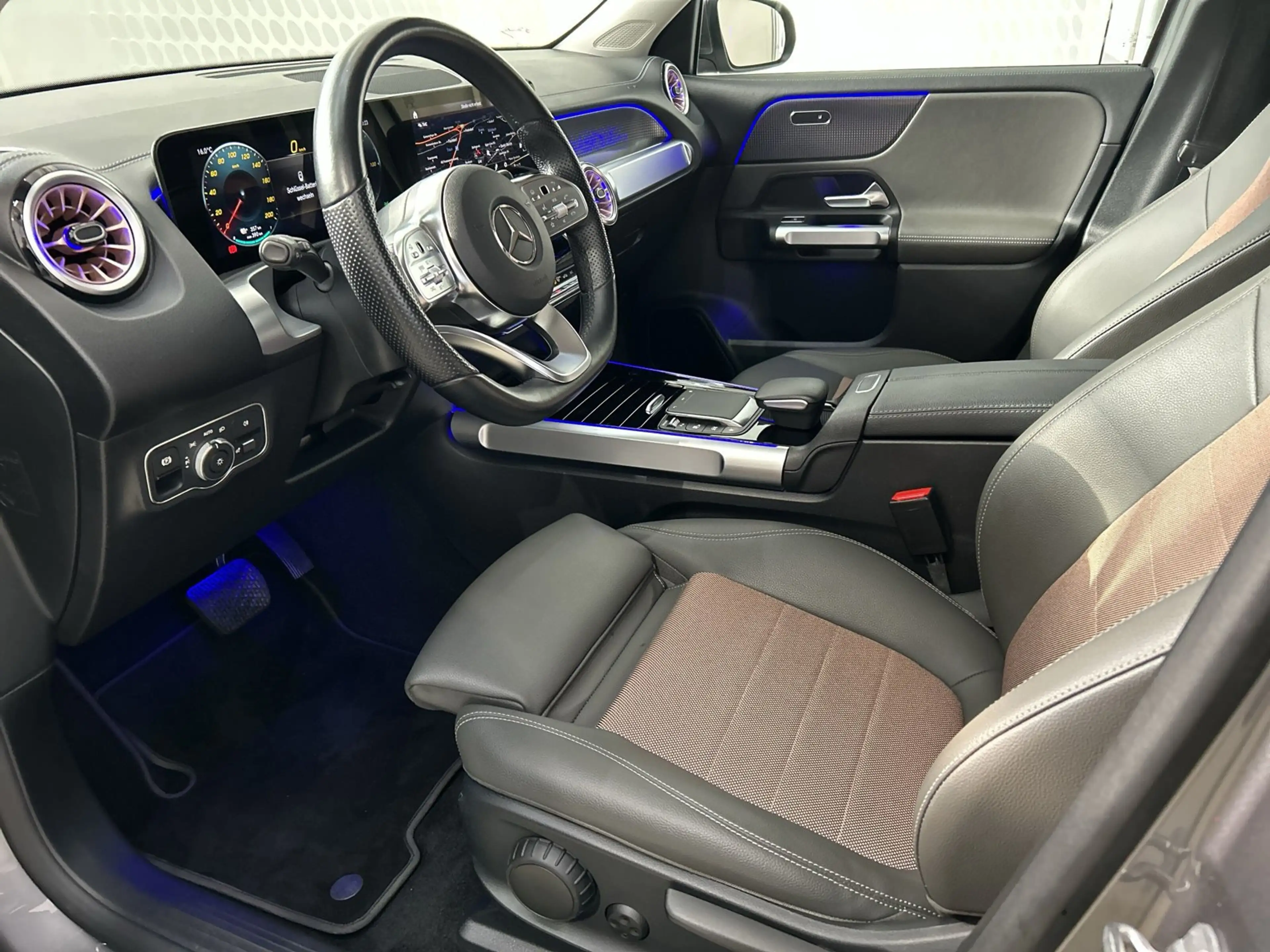 Mercedes-Benz EQB 300 4MATIC Cam Navi SHZ EASY-PACK — photo 12