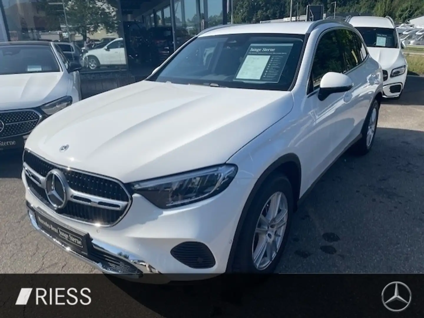 Mercedes-Benz GLC 200 4M Avantgarde Navi LED Ambi Sitzh Kamera 18" Weiß - 2