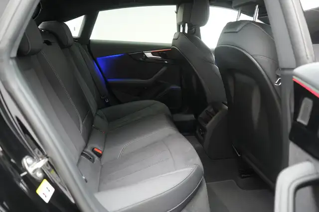 Audi A5 view 9