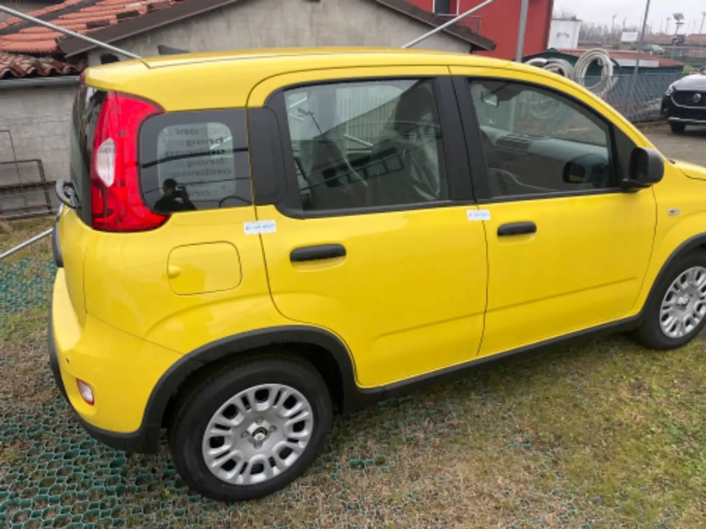 Fiat Panda 1.0 firefly hybrid s&s 70cv 4P.TI Jaune - 1