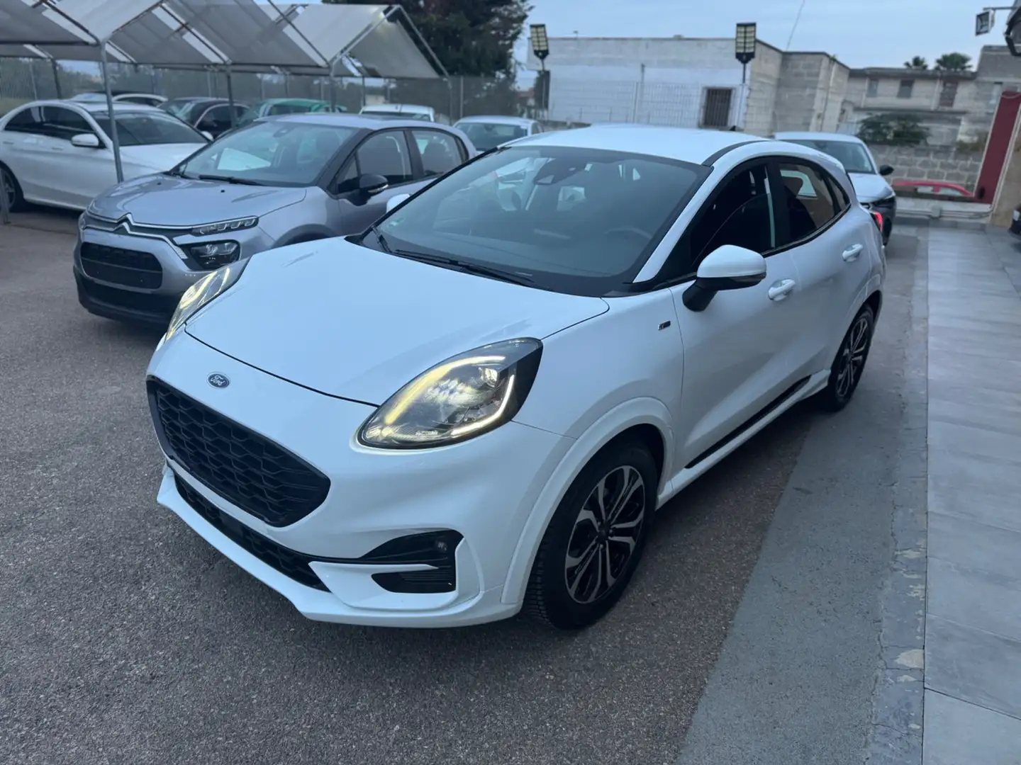 Ford Puma Ford Puma 1.0 EcoBoost Hybrid 125CV ST-Line X 2023 Blanc - 1