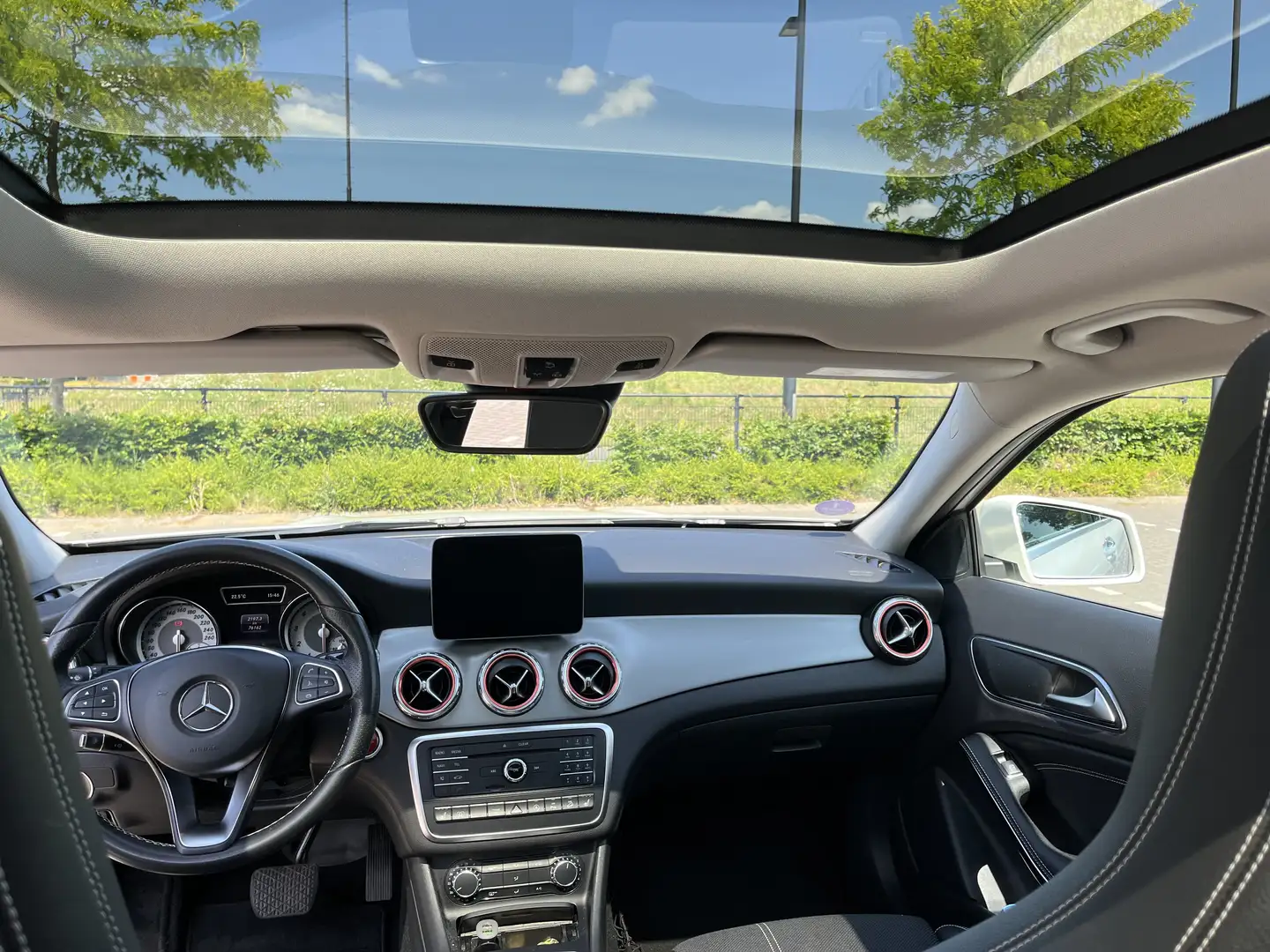 Mercedes-Benz GLA 250 Prestige Wit - 2
