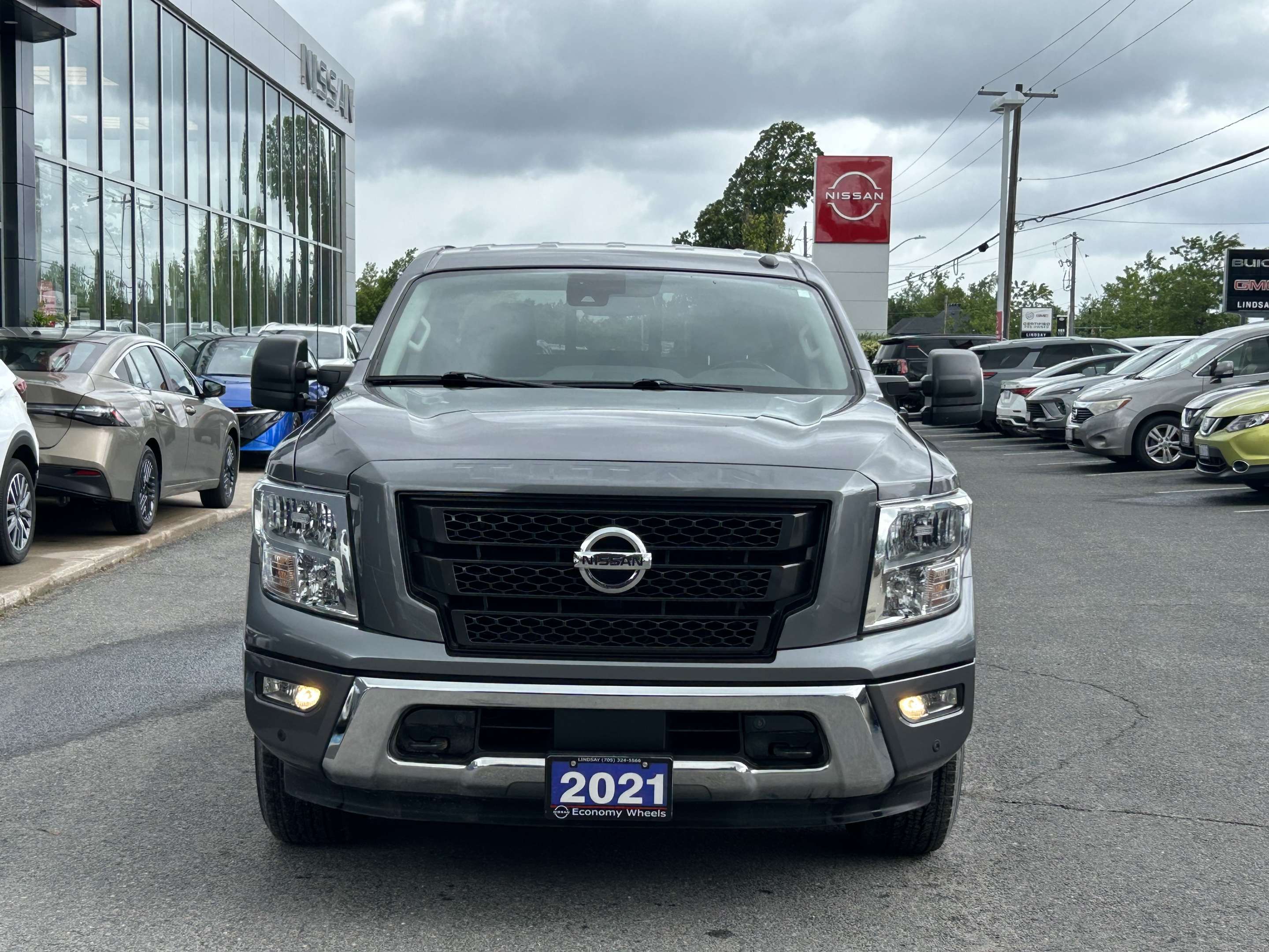 2021 Nissan Titan SV w/4X4/Navi/RemoteStrt/AdptvCruise/CarPlay/SXM — снимка 1