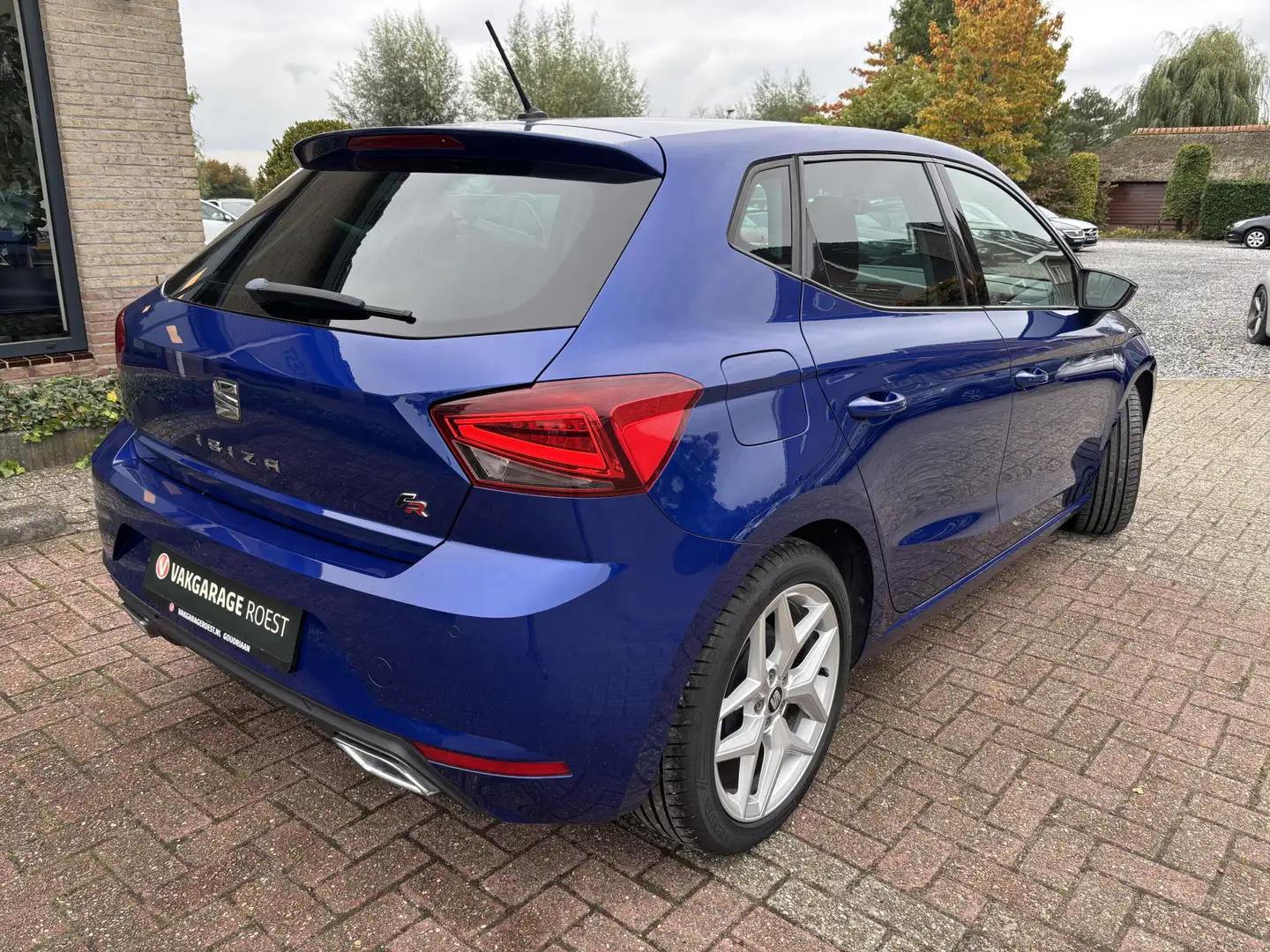 SEAT Ibiza 5DRS 1.0 TSI FR Business Intense Full LED / Panora Bleu - 2
