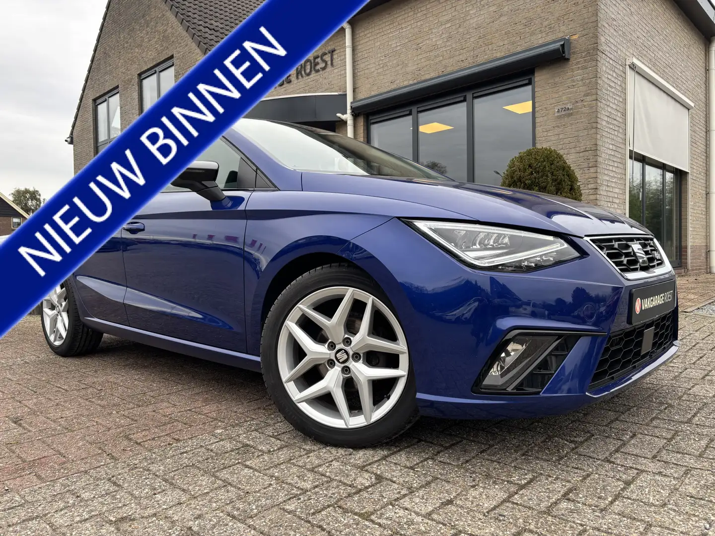 SEAT Ibiza 5DRS 1.0 TSI FR Business Intense Full LED / Panora Bleu - 1