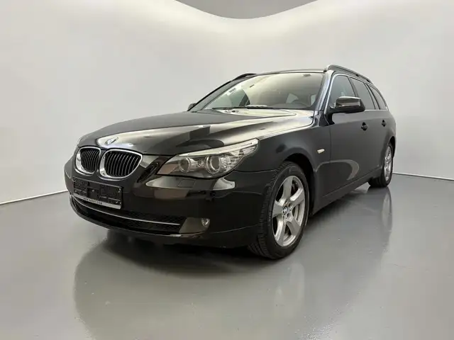 BMW 525 i xDrive T Advantage HIFI*AHK*XENON*PDC*STHZ