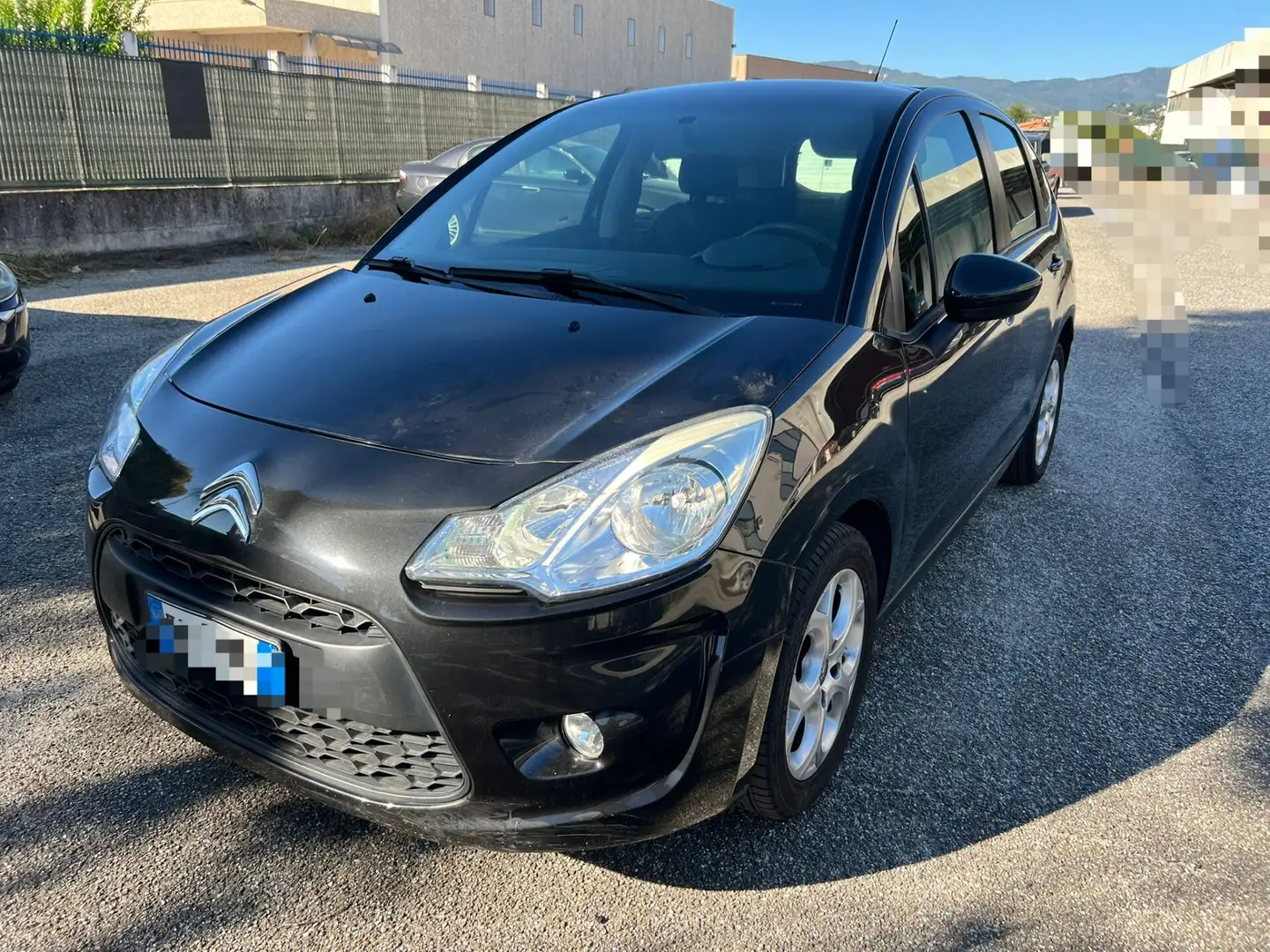 Citroen C3 C3 1.1 Exclusive ZEN Schwarz - 1