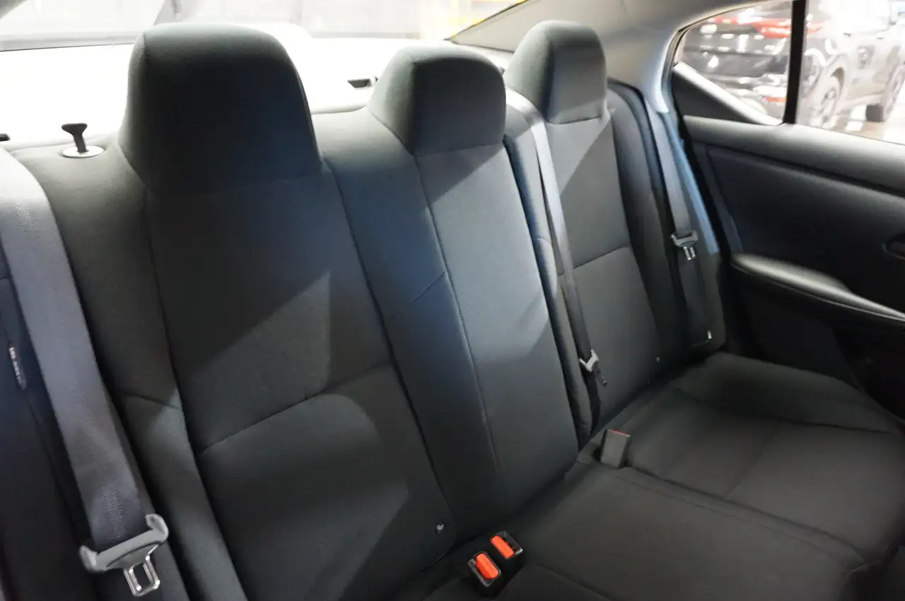 Nissan Sentra снимка Nissan Sentra