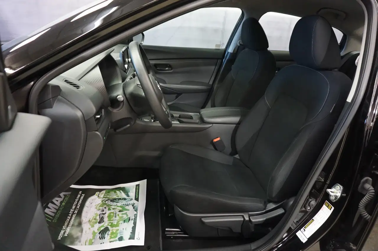 Nissan Sentra снимка Nissan Sentra