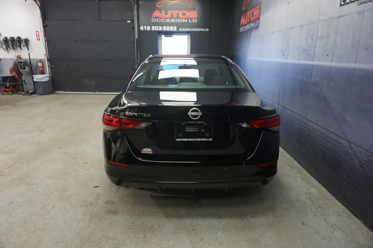 Nissan Sentra снимка Nissan Sentra