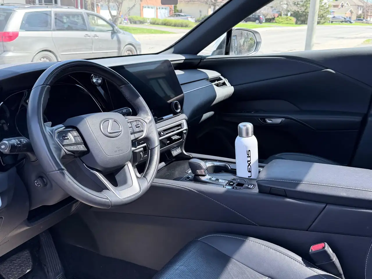Lexus RX 350h снимка Lexus RX 350h