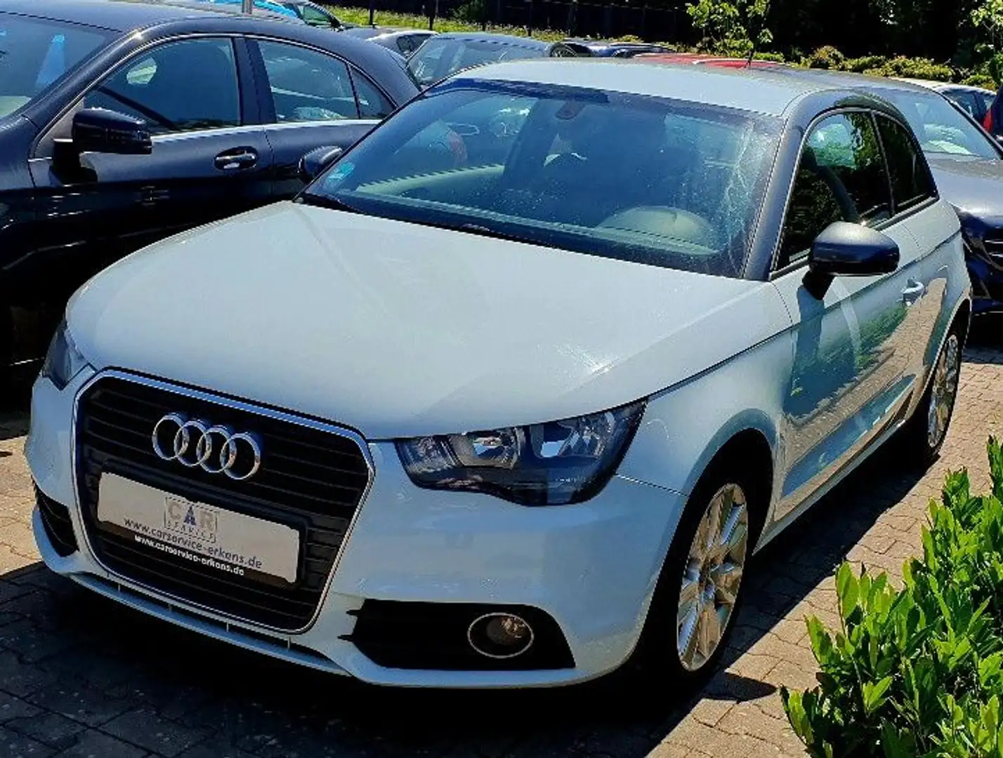 Audi A1 ambition Automatik SH Kumulus Lackierung Alu Blauw - 1
